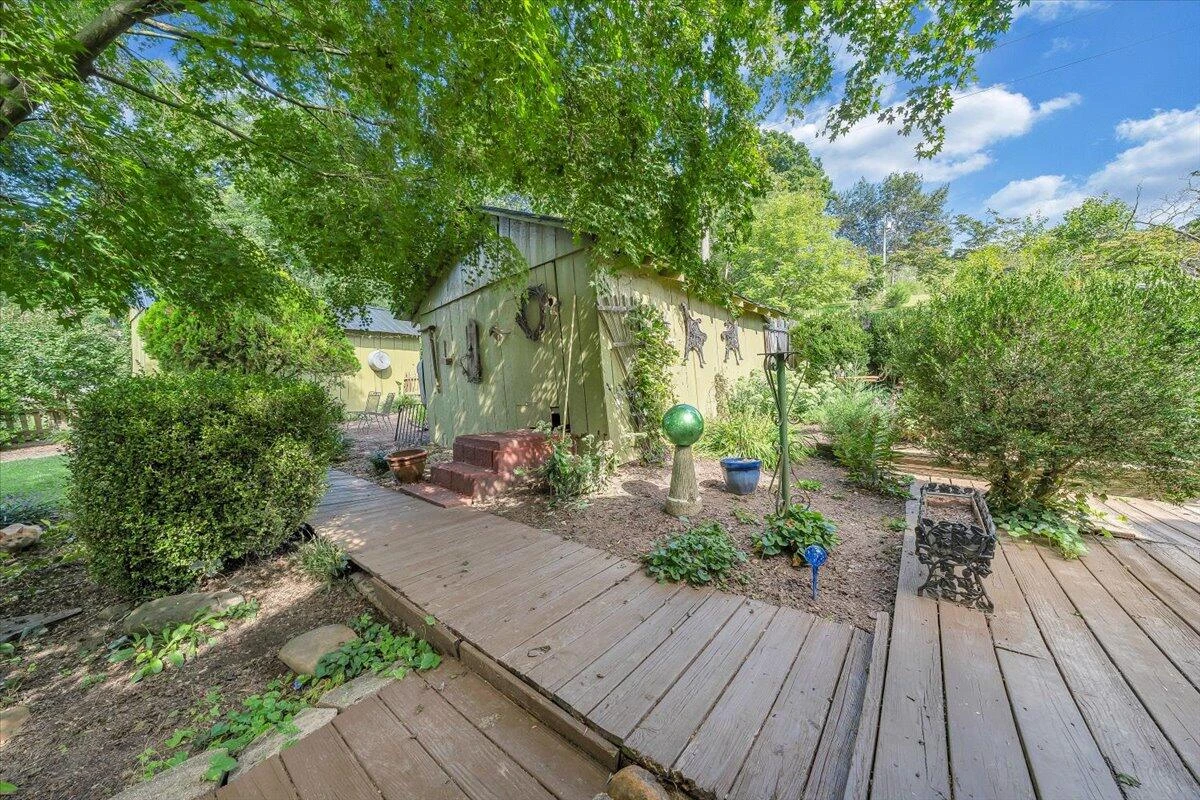135 13th ST - Photo 40