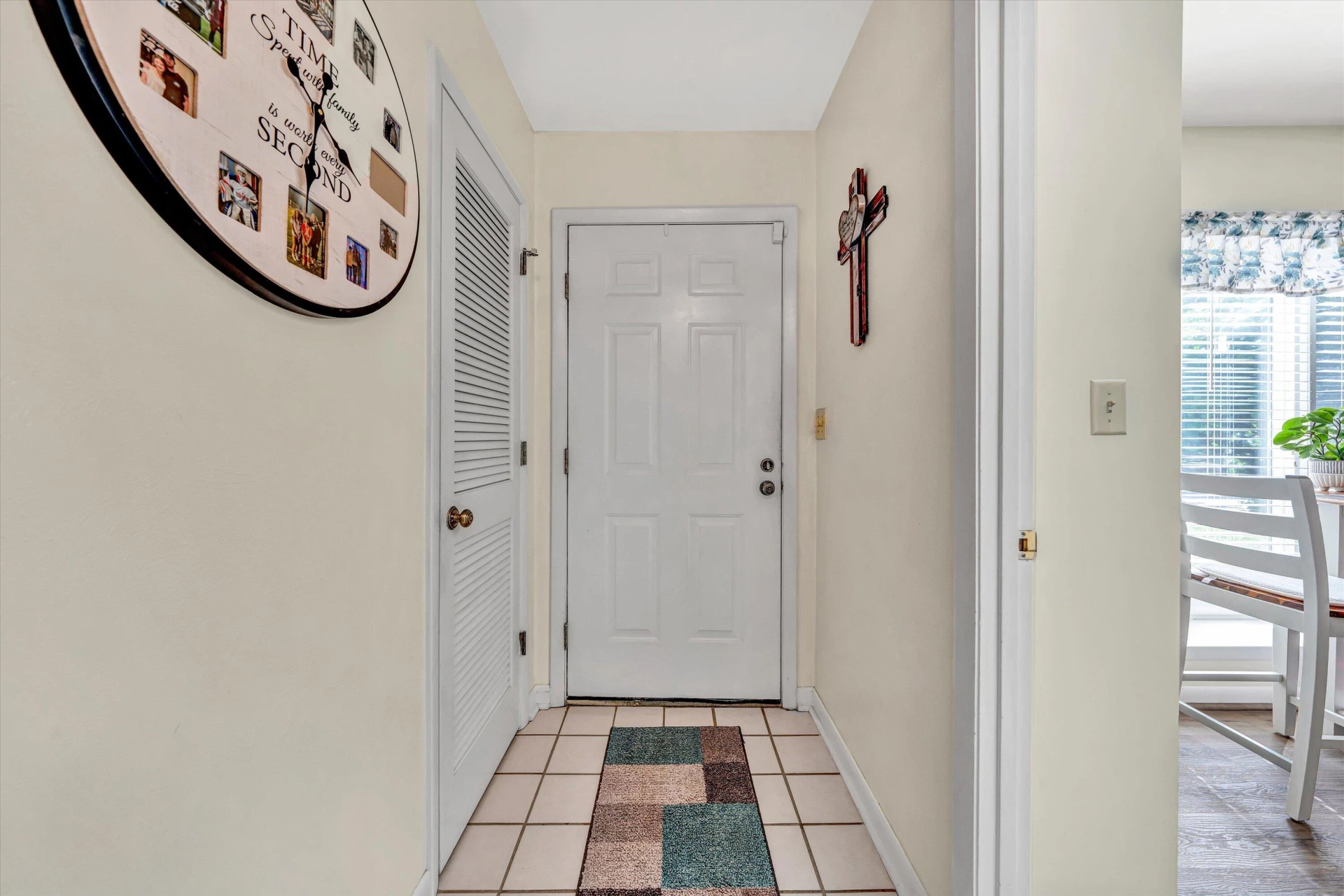 3516 Stonehenge Square - Photo 2
