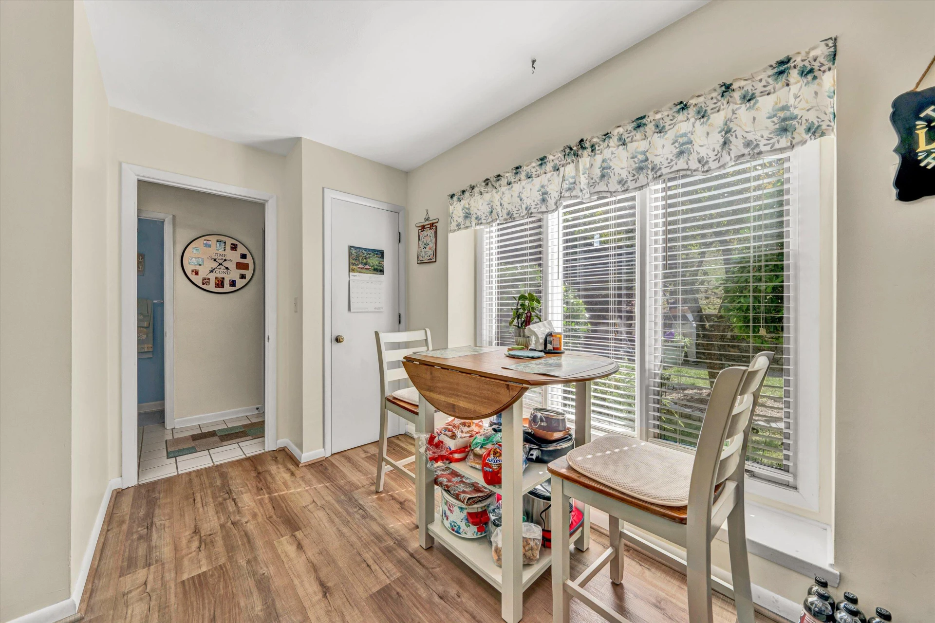 3516 Stonehenge Square - Photo 6
