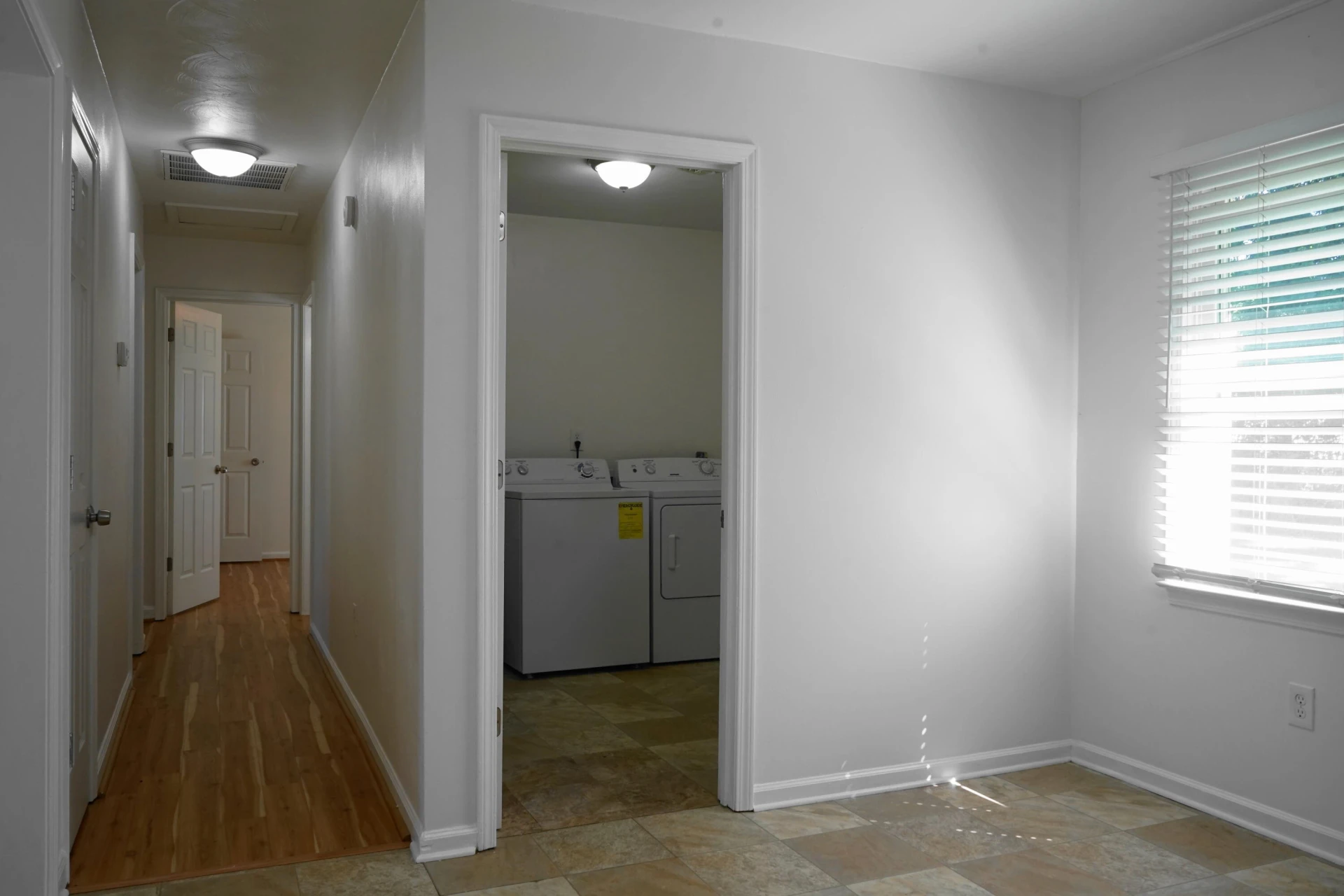 102 Ross ST - Photo 24