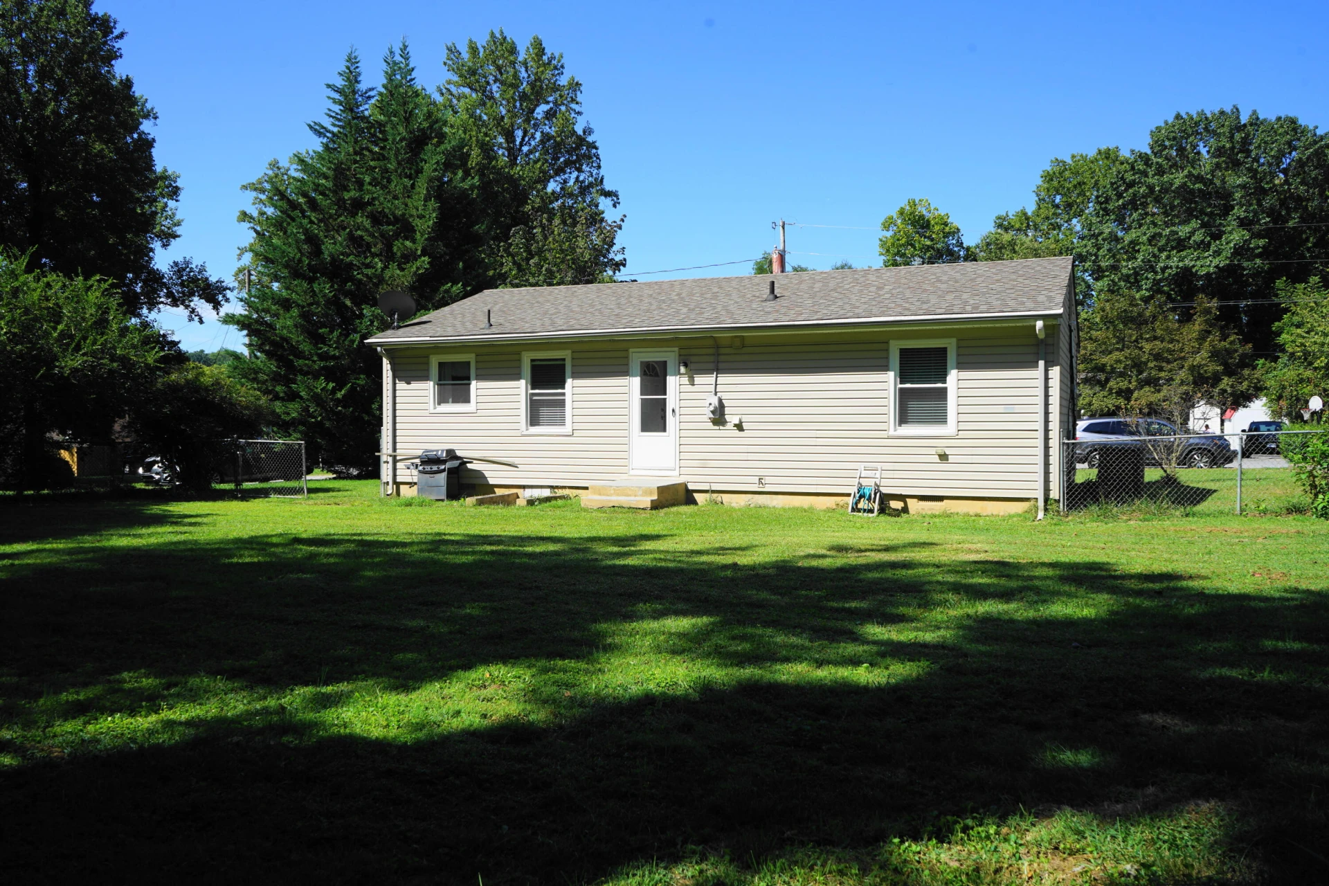 102 Ross ST - Photo 27