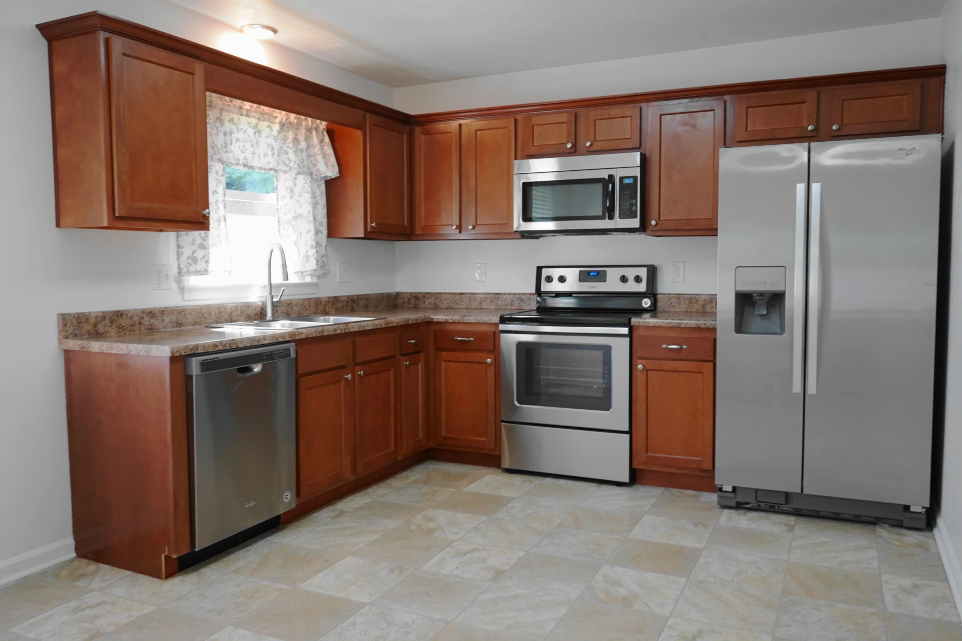 102 Ross ST - Photo 8