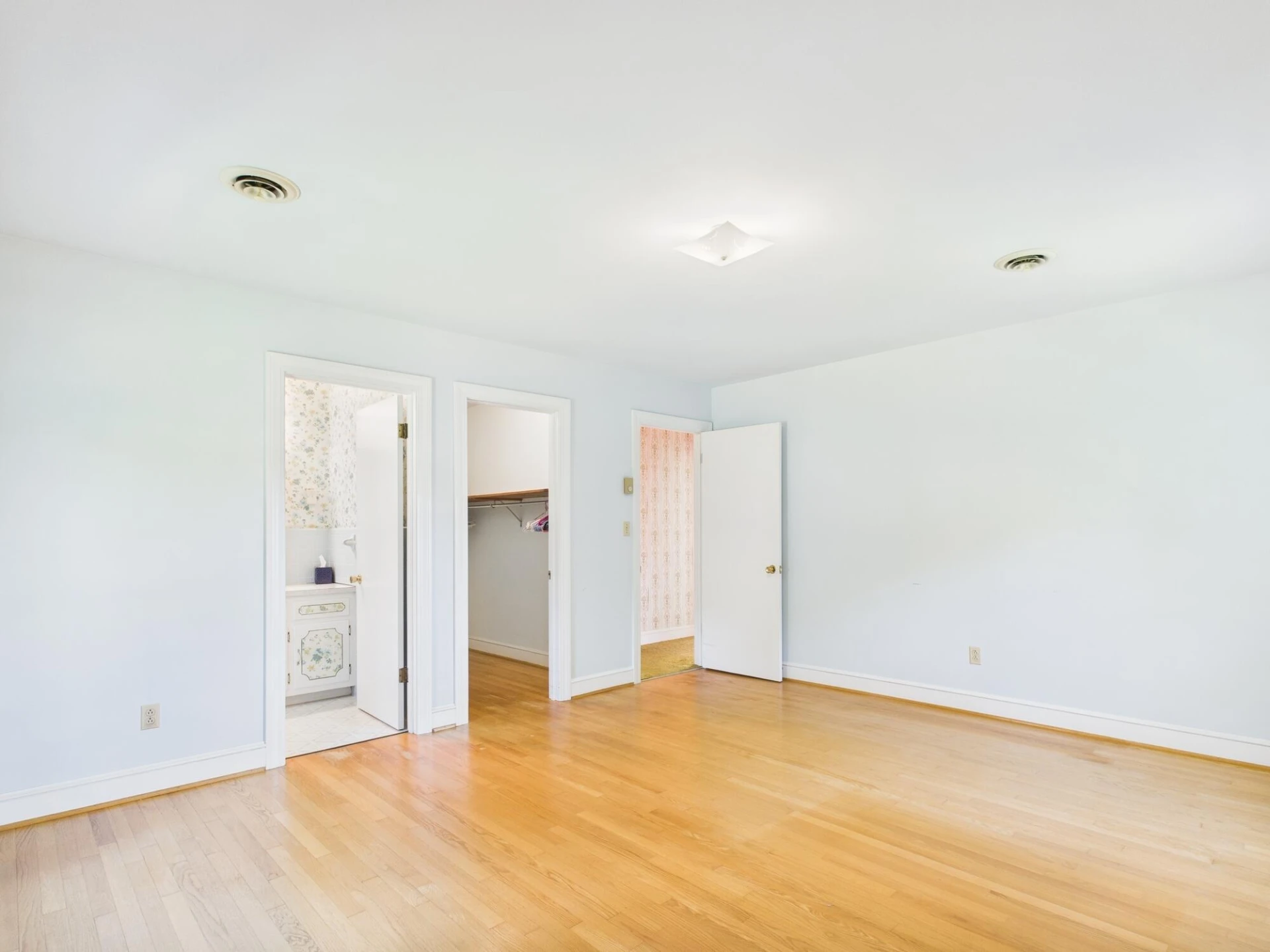 423 Woodland DR - Photo 30
