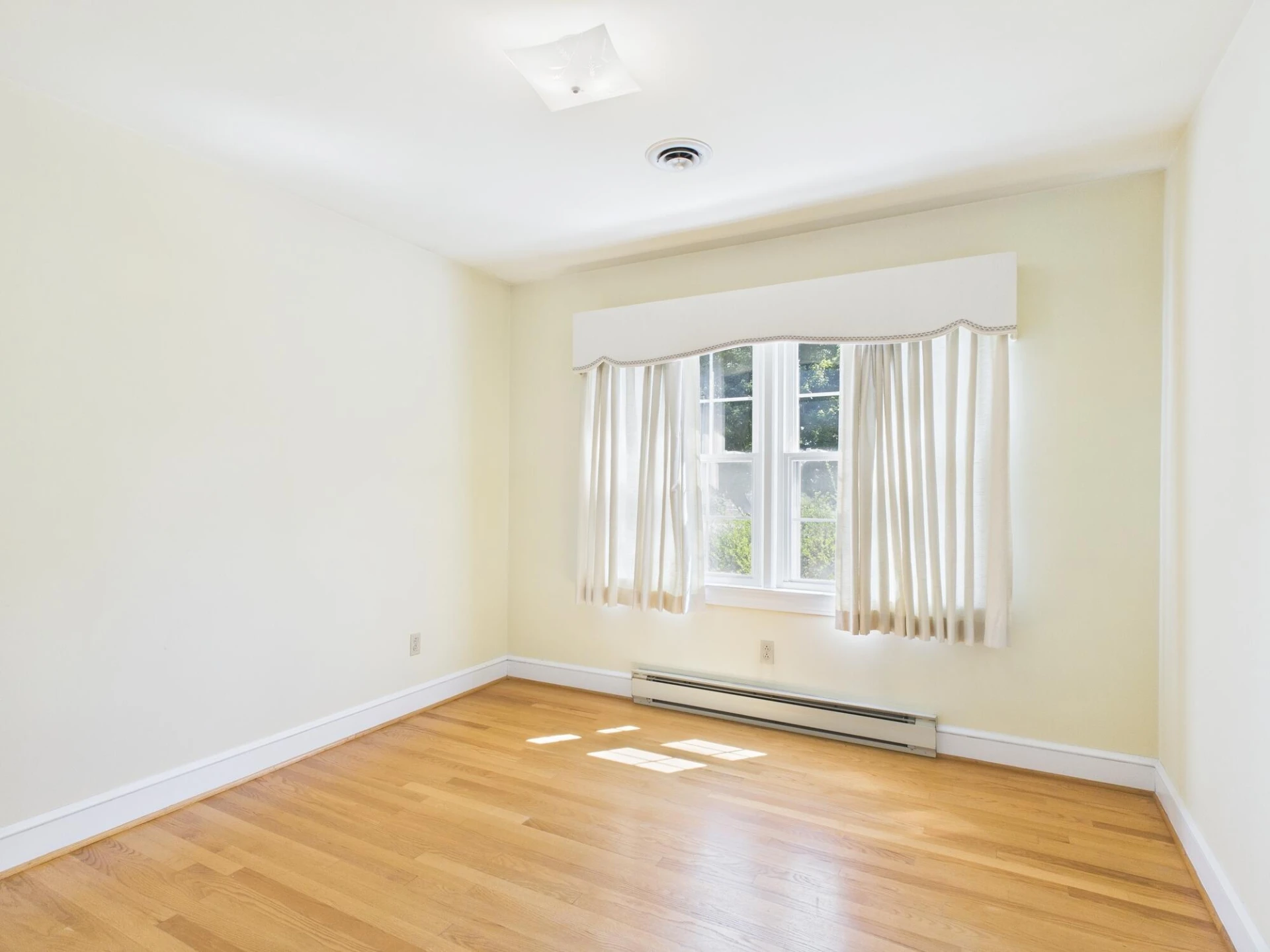 423 Woodland DR - Photo 33