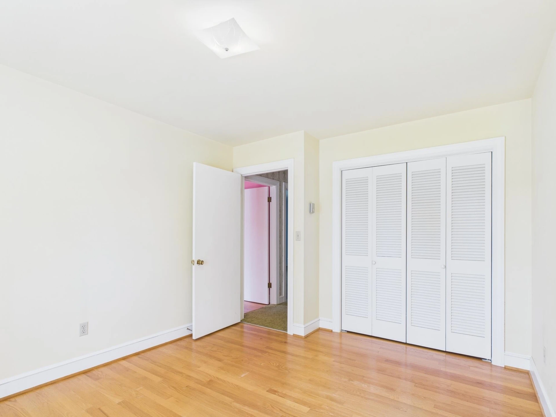 423 Woodland DR - Photo 34
