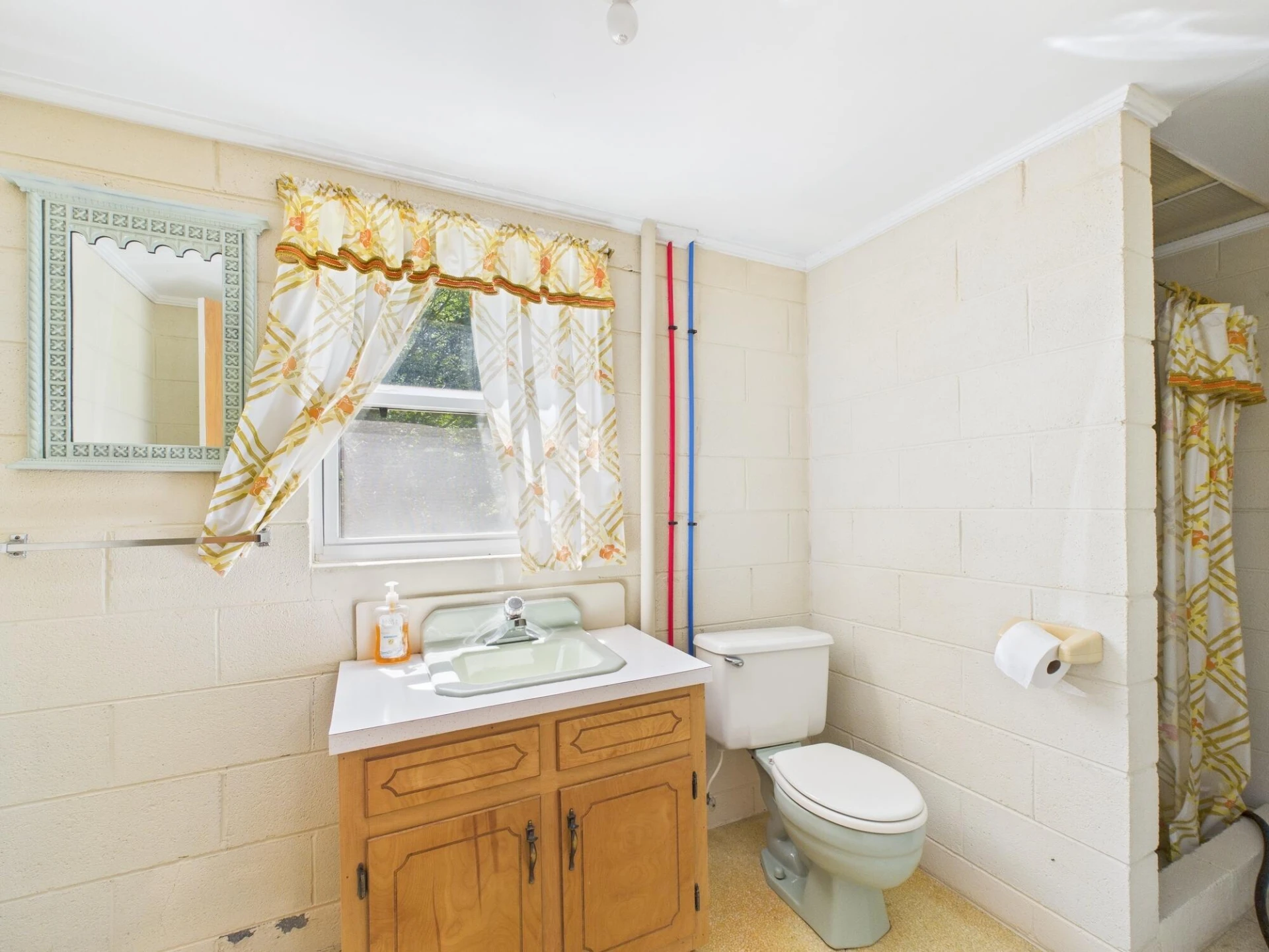 423 Woodland DR - Photo 38