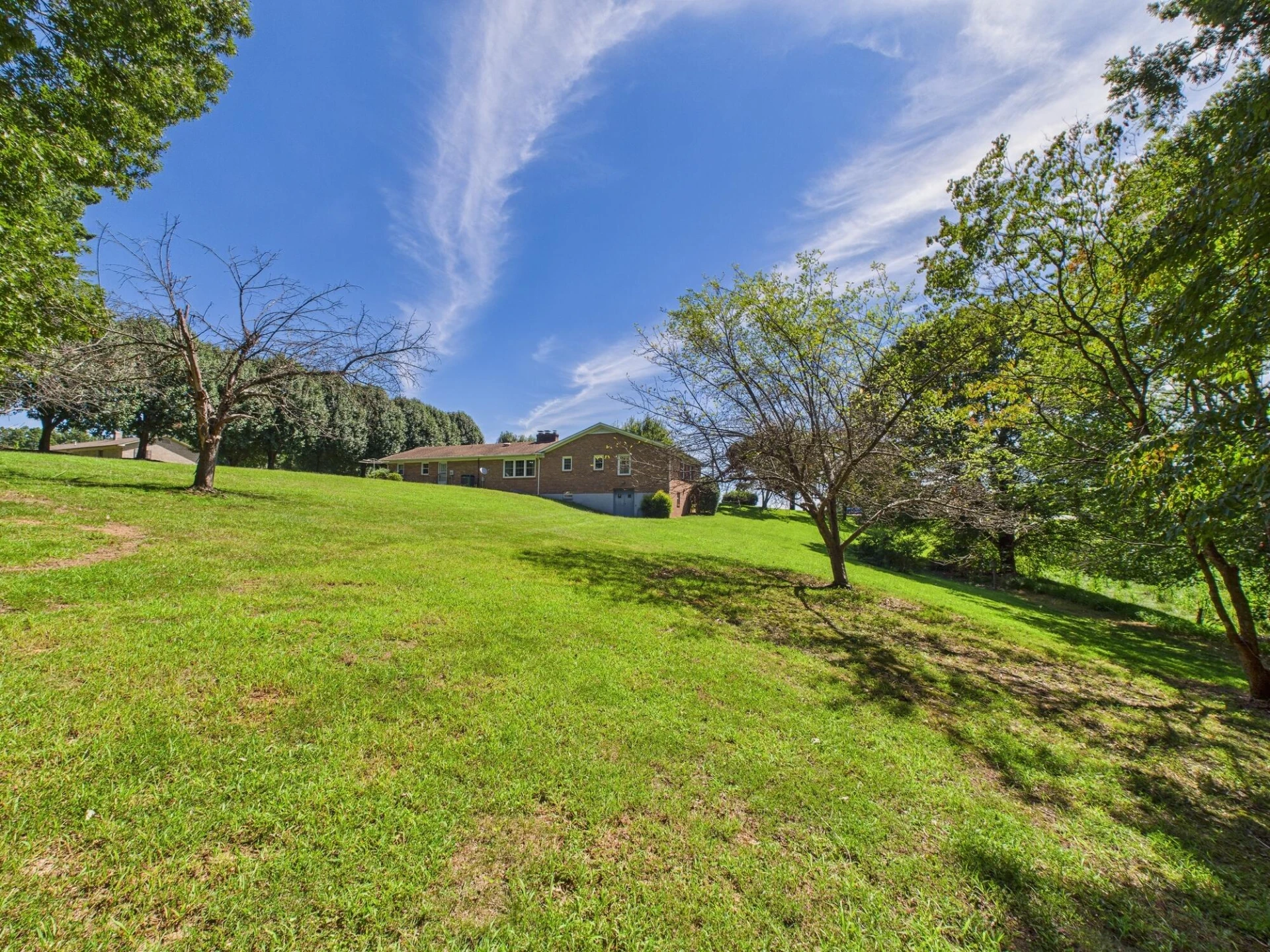 423 Woodland DR - Photo 53