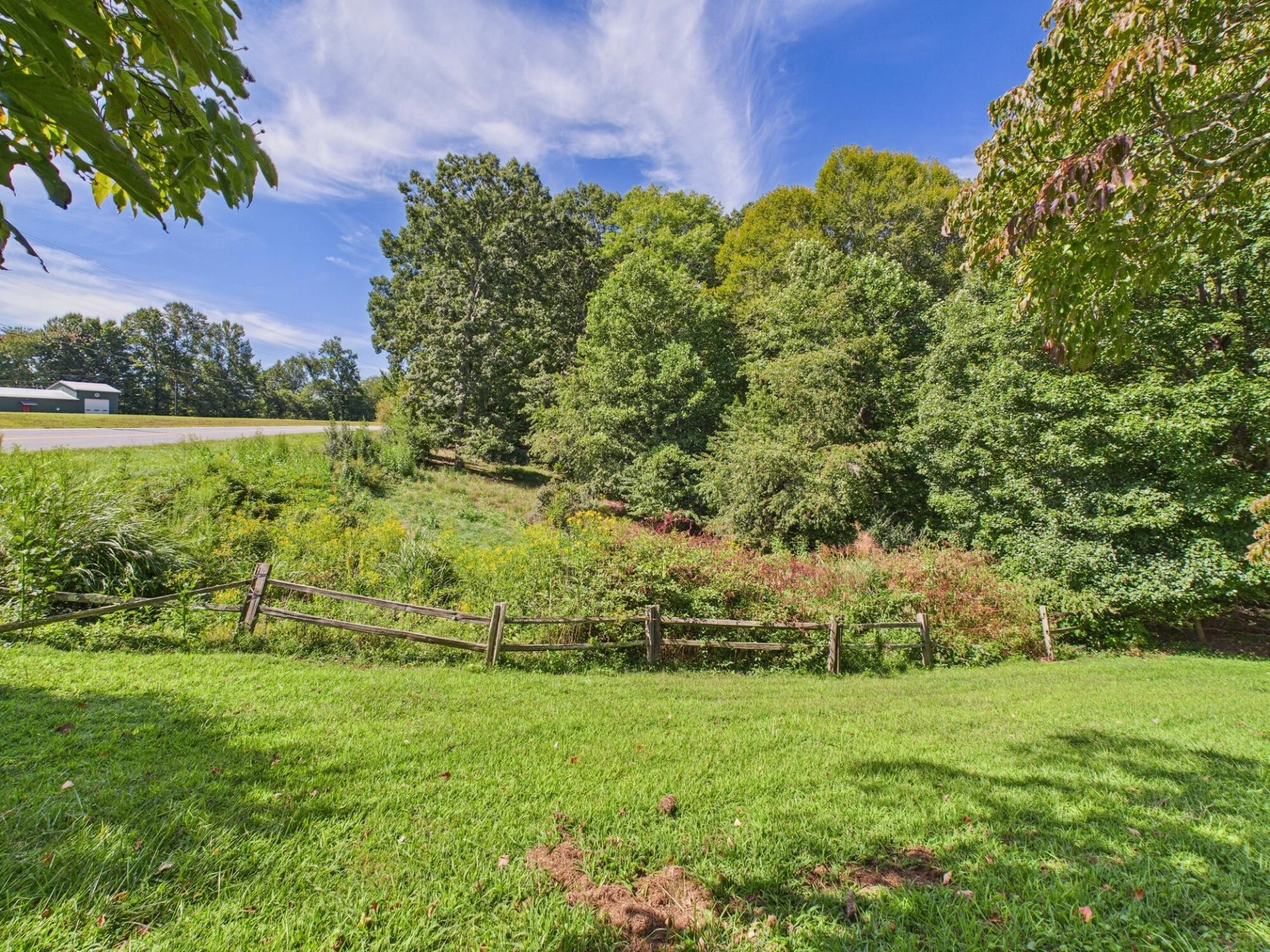 423 Woodland DR - Photo 64