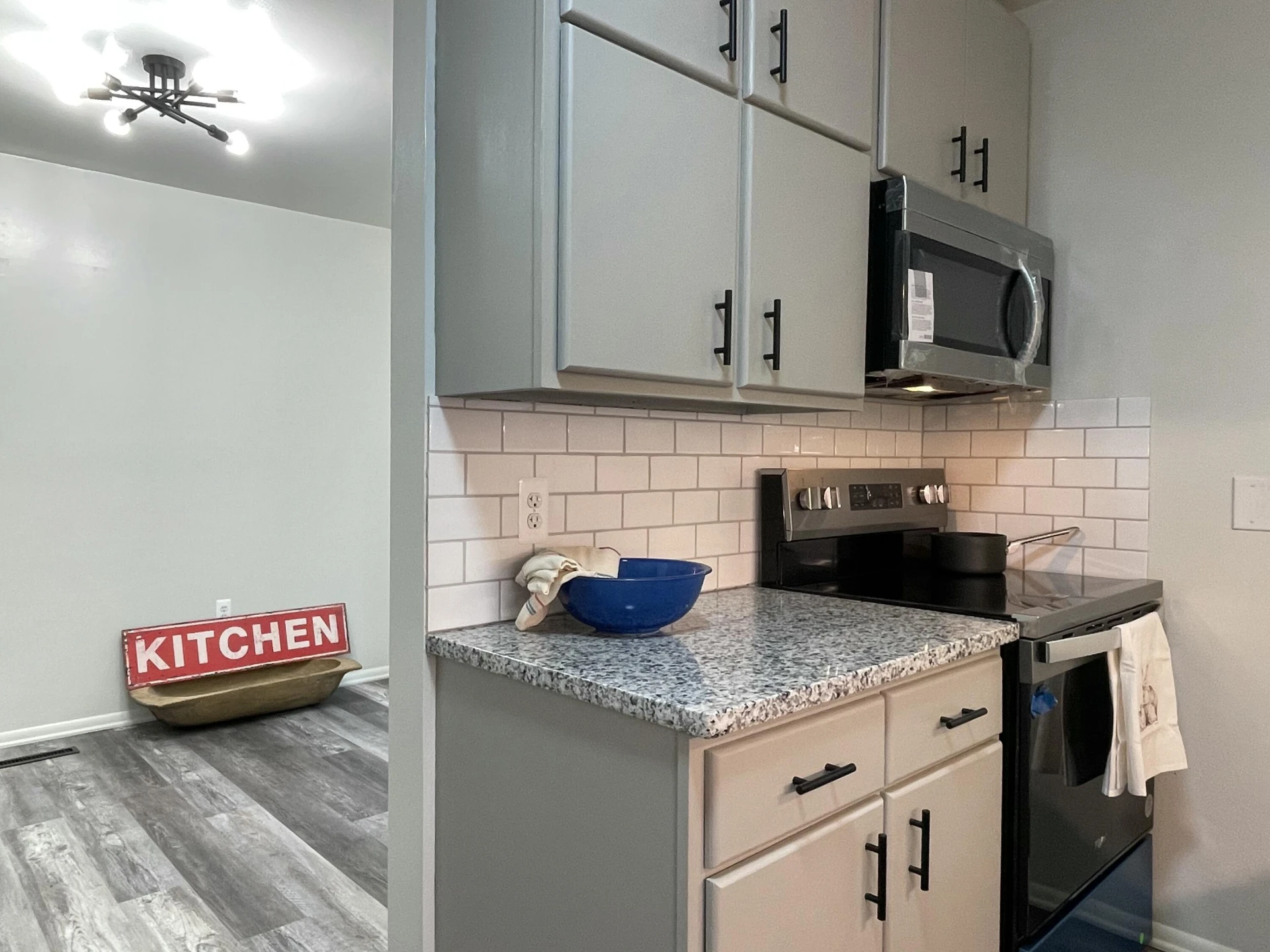 205 Forestview CIR - Photo 12