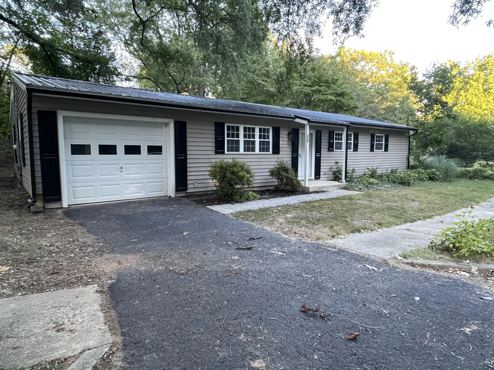 205 Forestview CIR - Photo 18