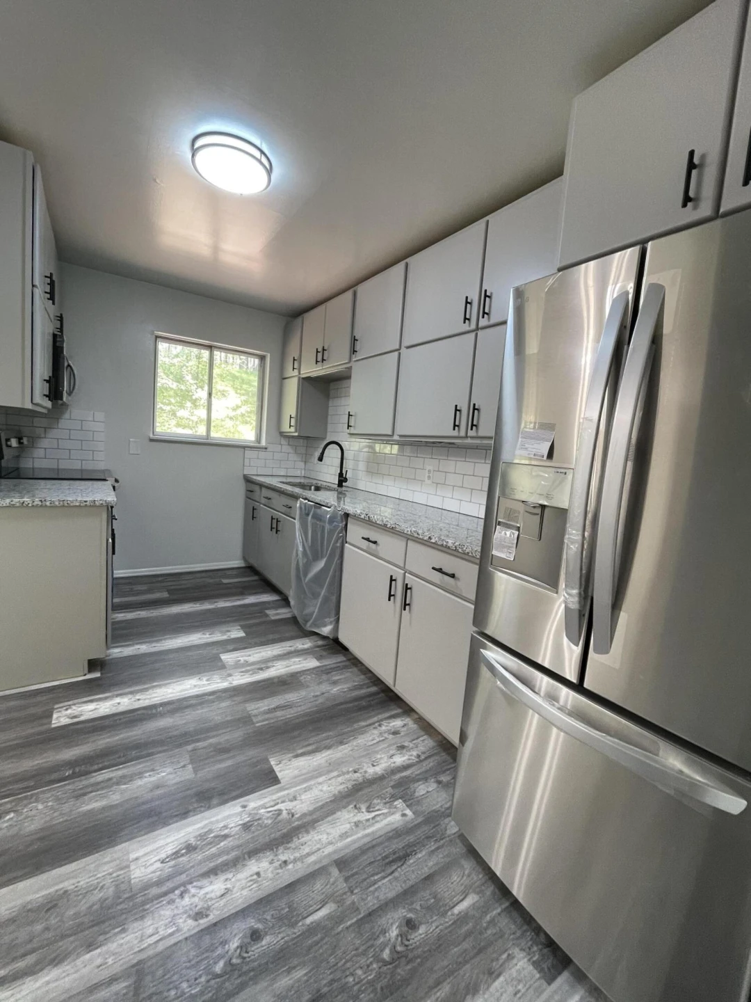 205 Forestview CIR - Photo 19