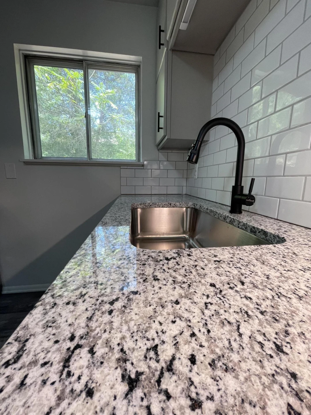 205 Forestview CIR - Photo 22