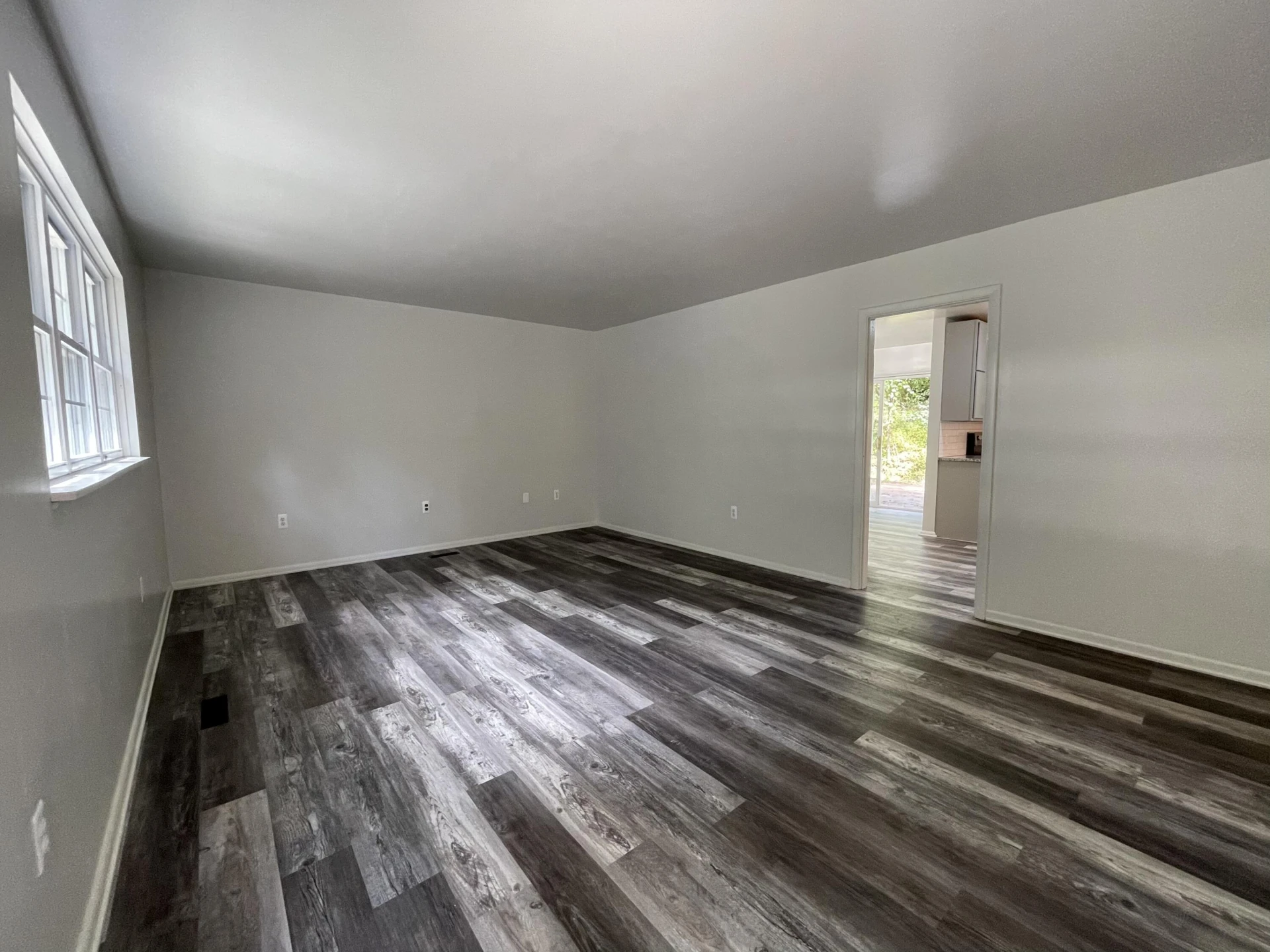205 Forestview CIR - Photo 30