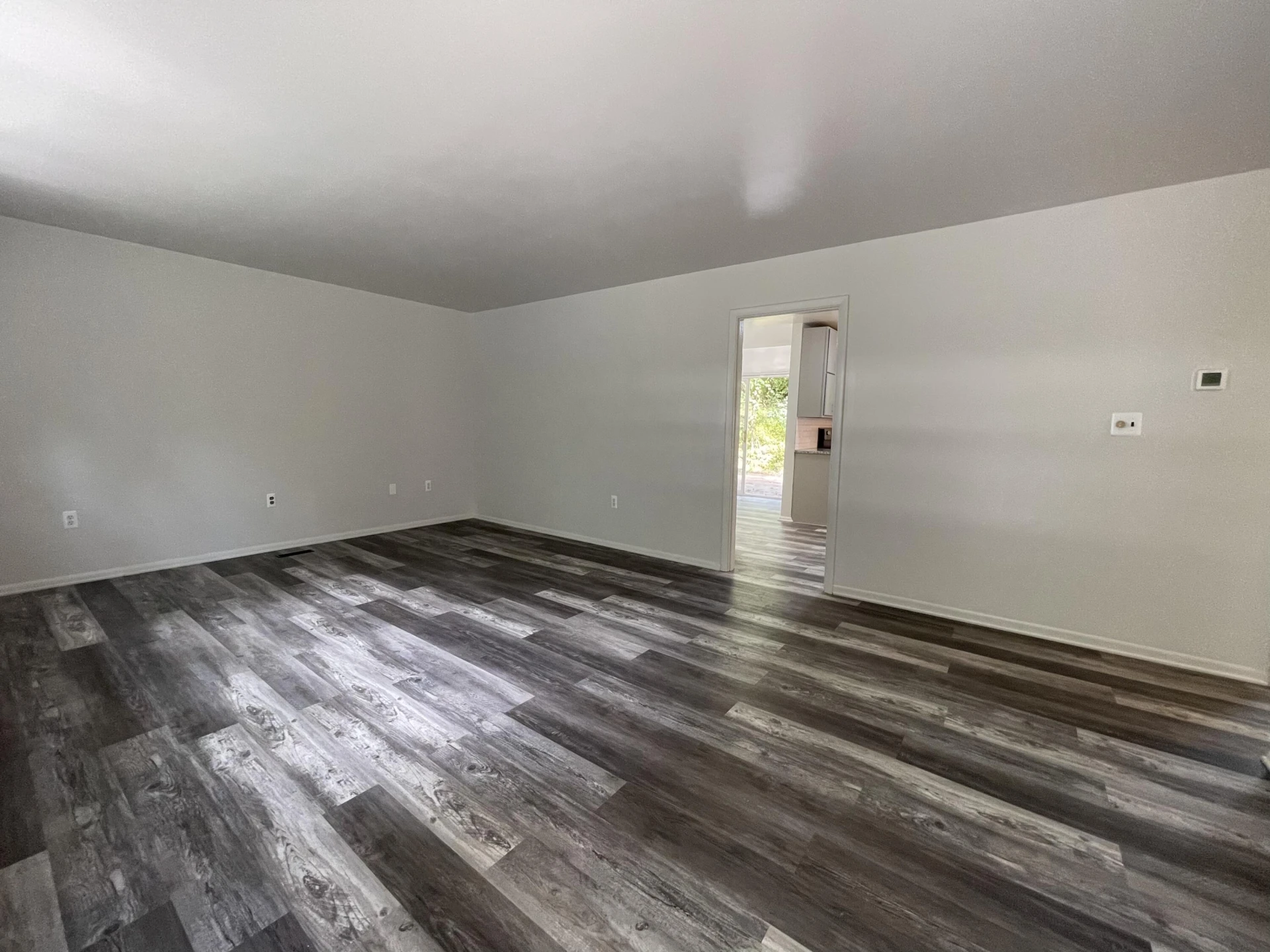205 Forestview CIR - Photo 31