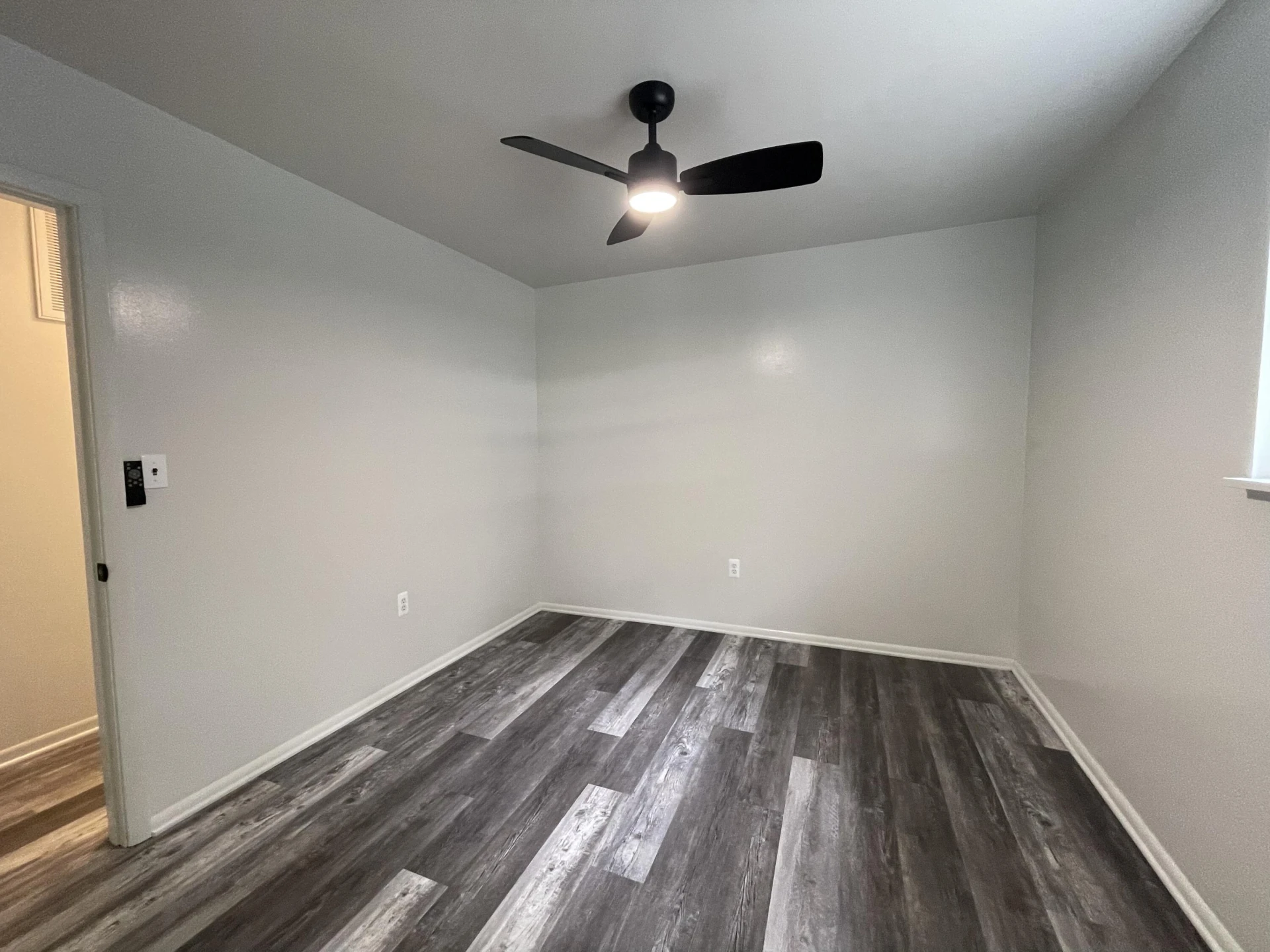 205 Forestview CIR - Photo 39