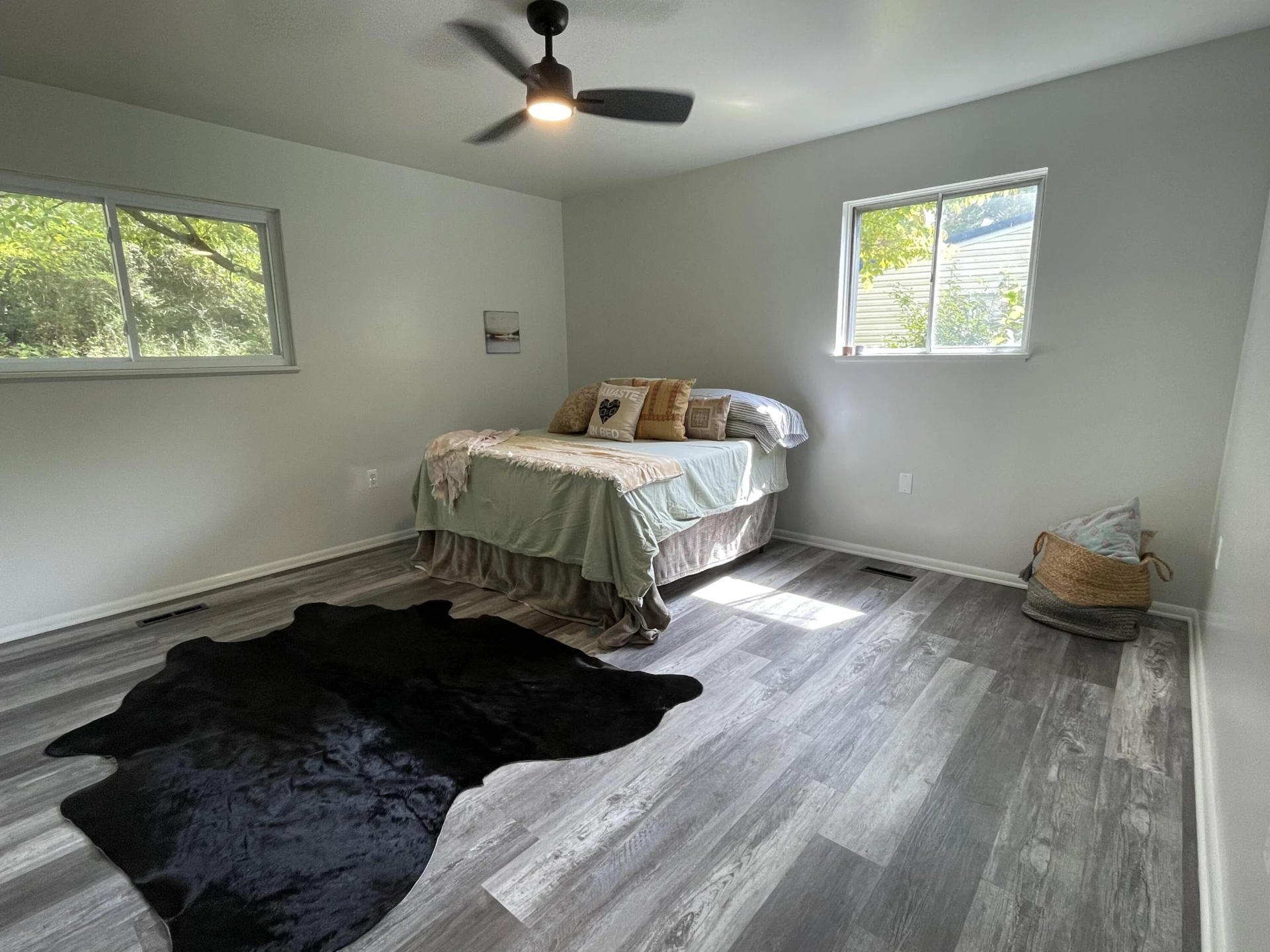 205 Forestview CIR - Photo 4