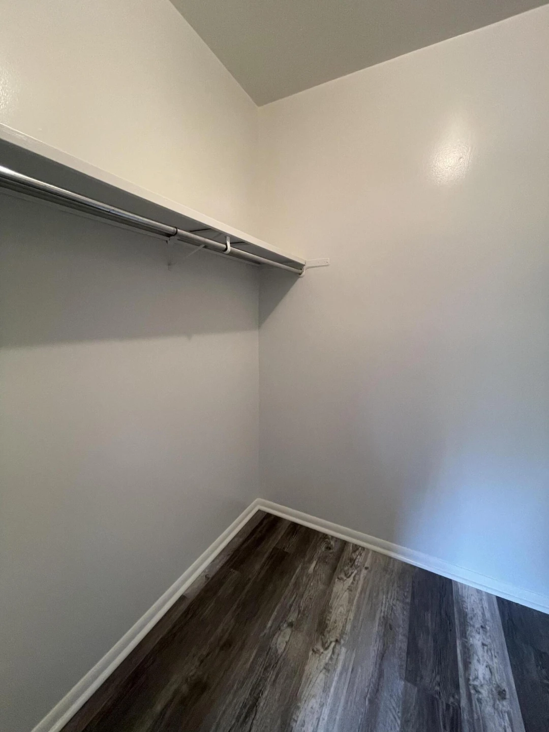 205 Forestview CIR - Photo 48