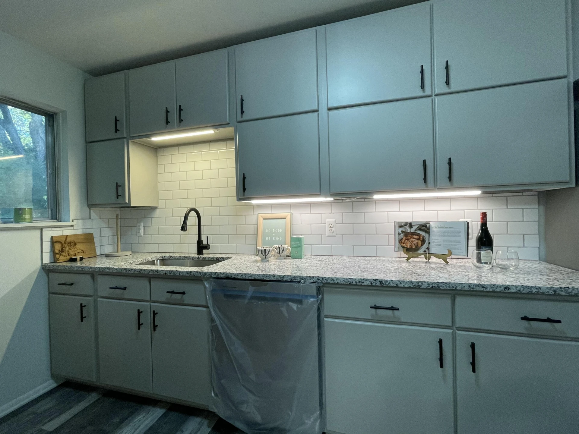 205 Forestview CIR - Photo 7