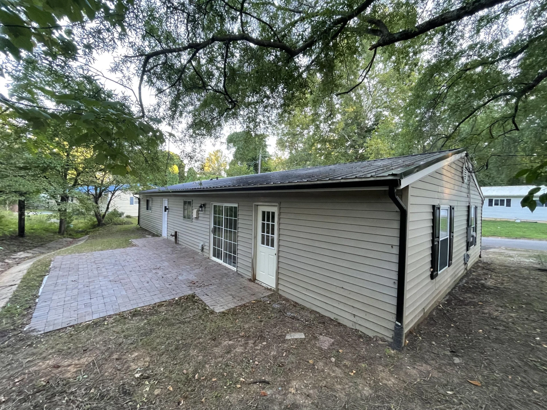 205 Forestview CIR - Photo 88