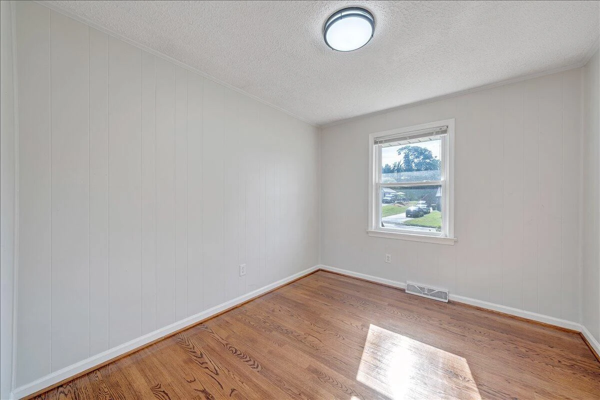 2132 Ellison AVE - Photo 13
