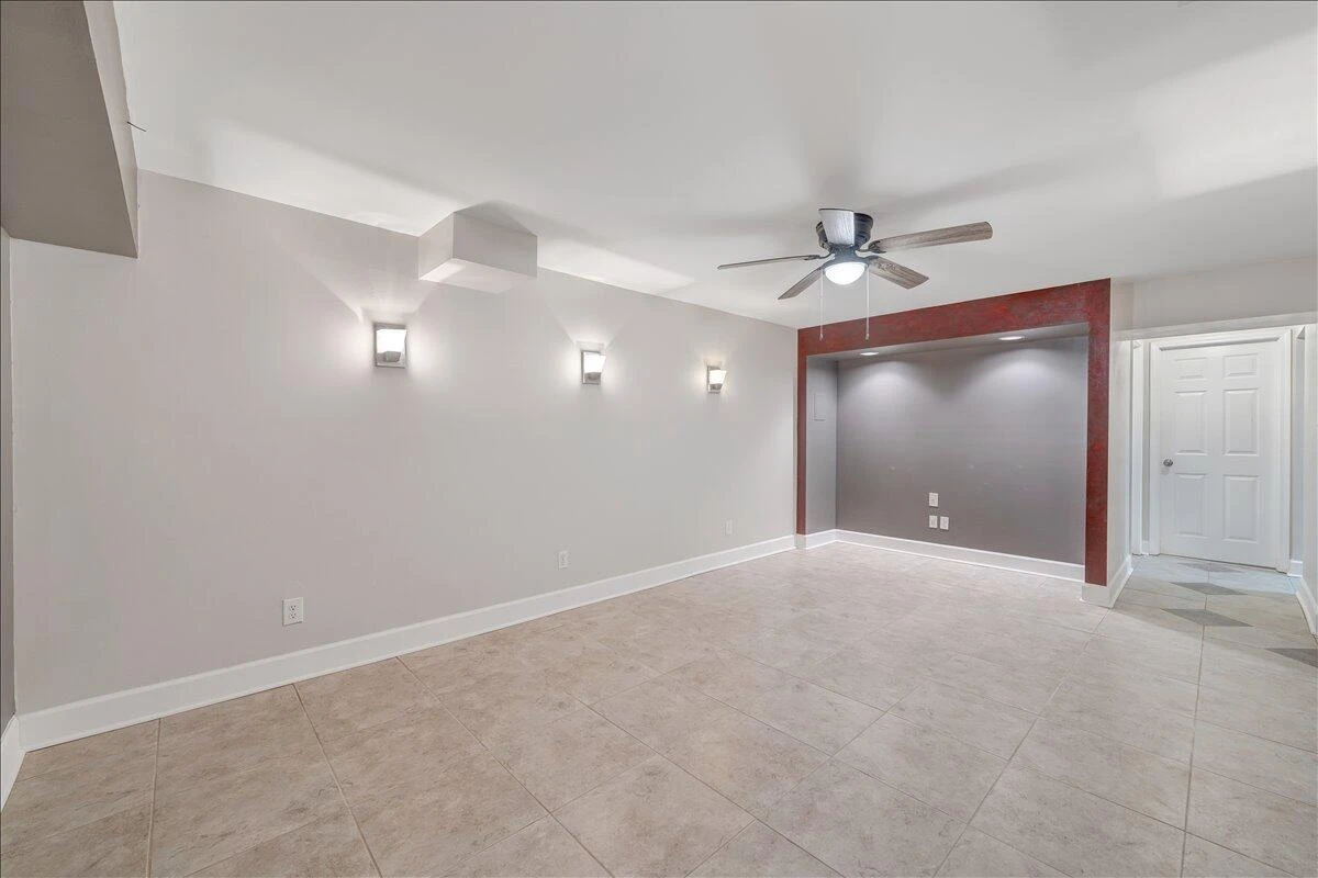 2132 Ellison AVE - Photo 26
