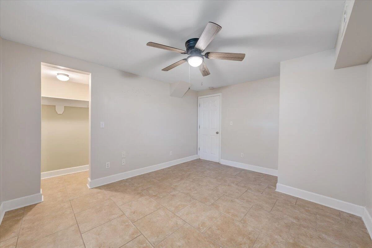 2132 Ellison AVE - Photo 28