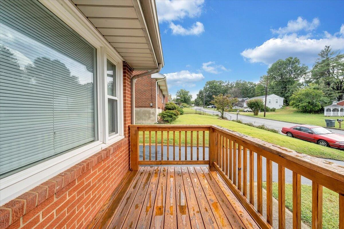 2132 Ellison AVE - Photo 39