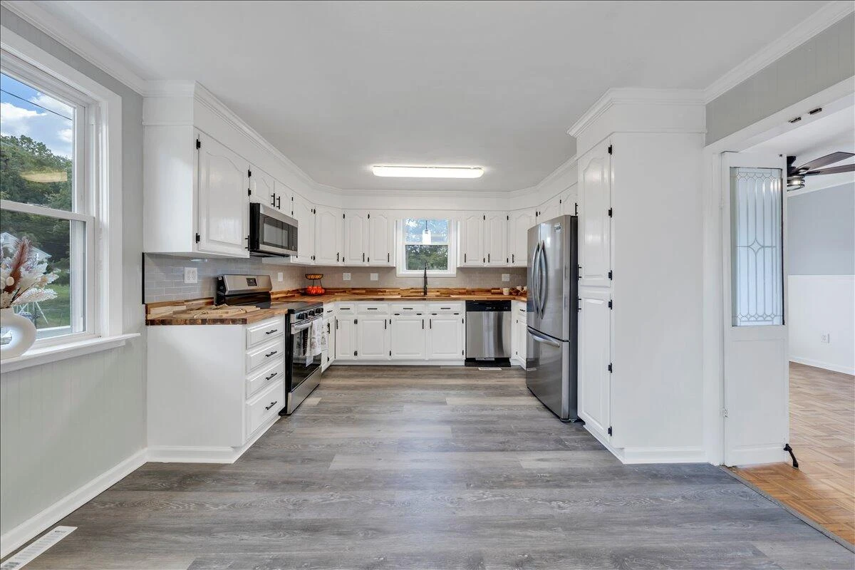 1649 Padbury AVE SE - Photo 14