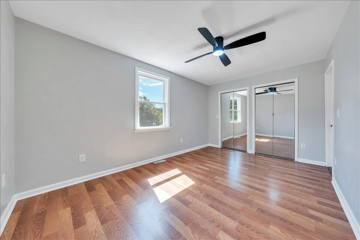 1649 Padbury AVE SE - Photo 21