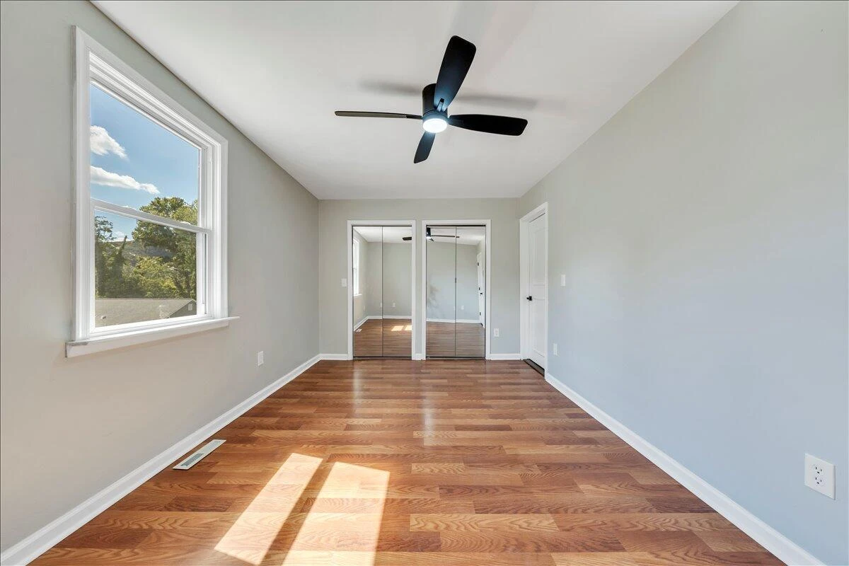 1649 Padbury AVE SE - Photo 22