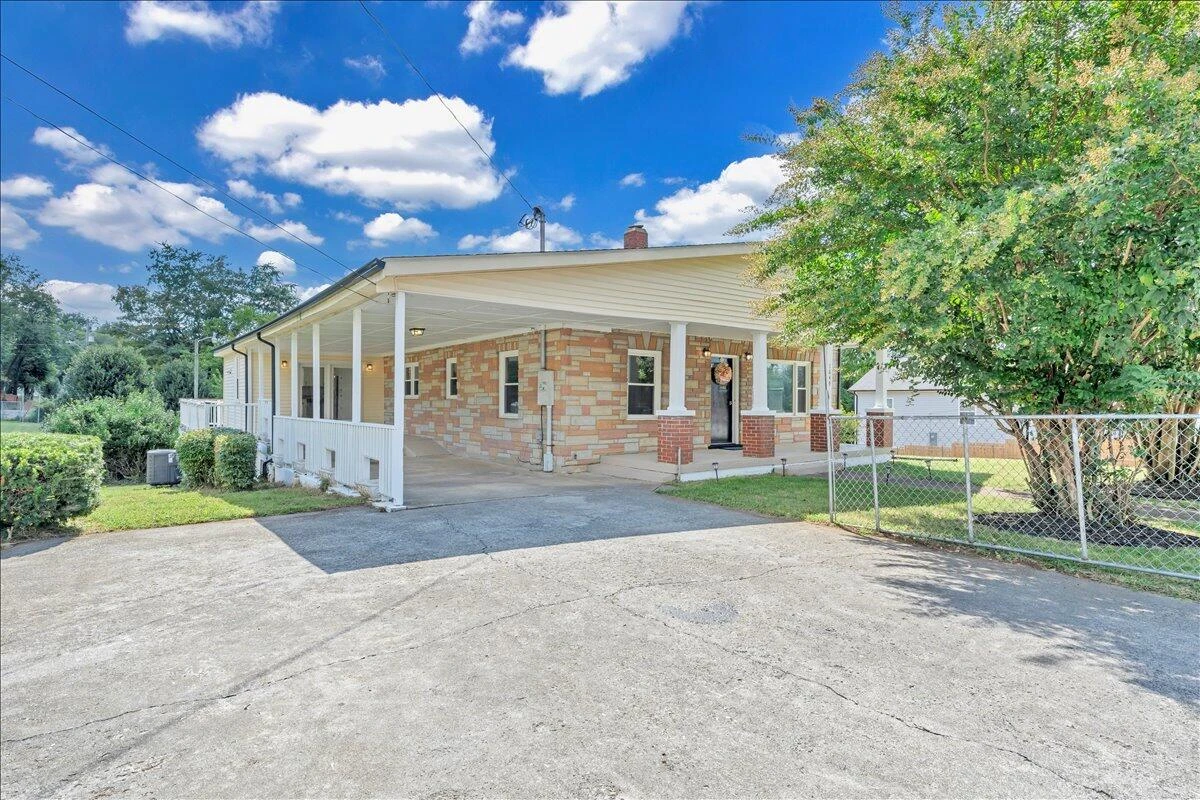 1649 Padbury AVE SE - Photo 40