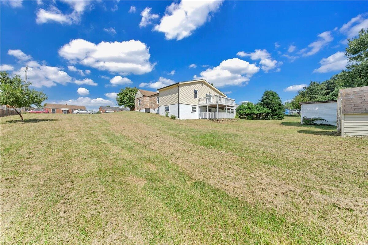 1649 Padbury AVE SE - Photo 49