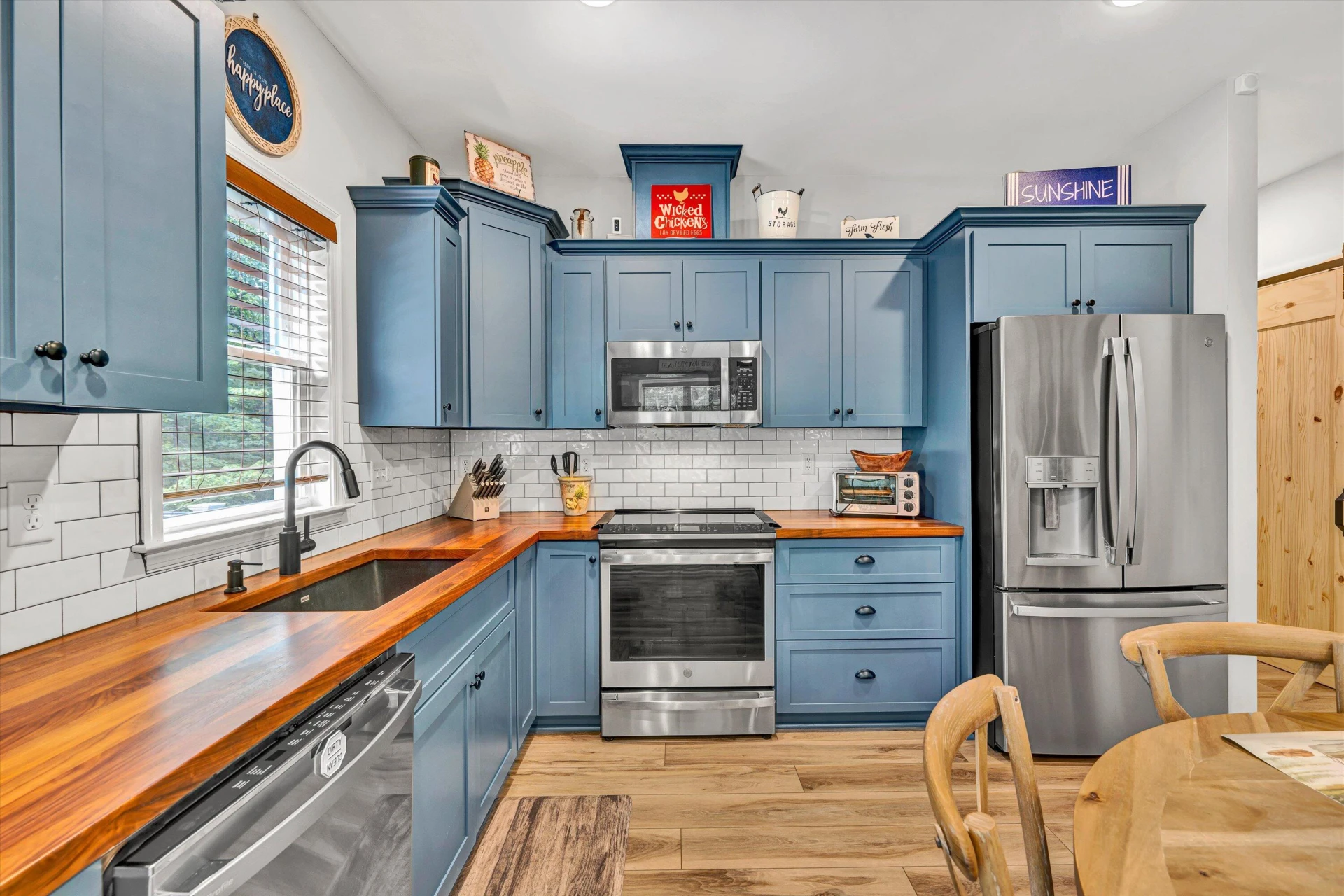 205 Deerwood DR - Photo 13