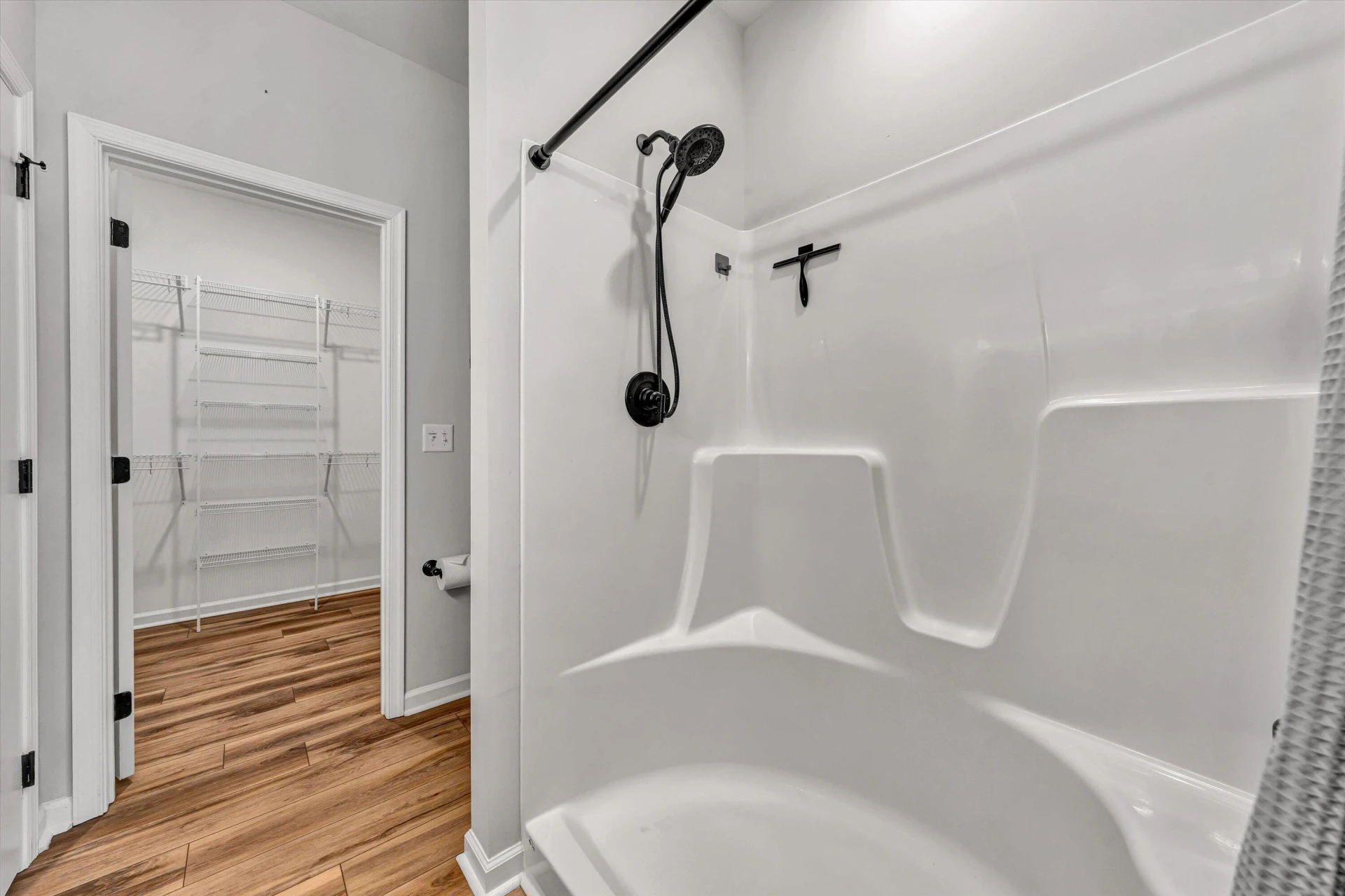 205 Deerwood DR - Photo 23