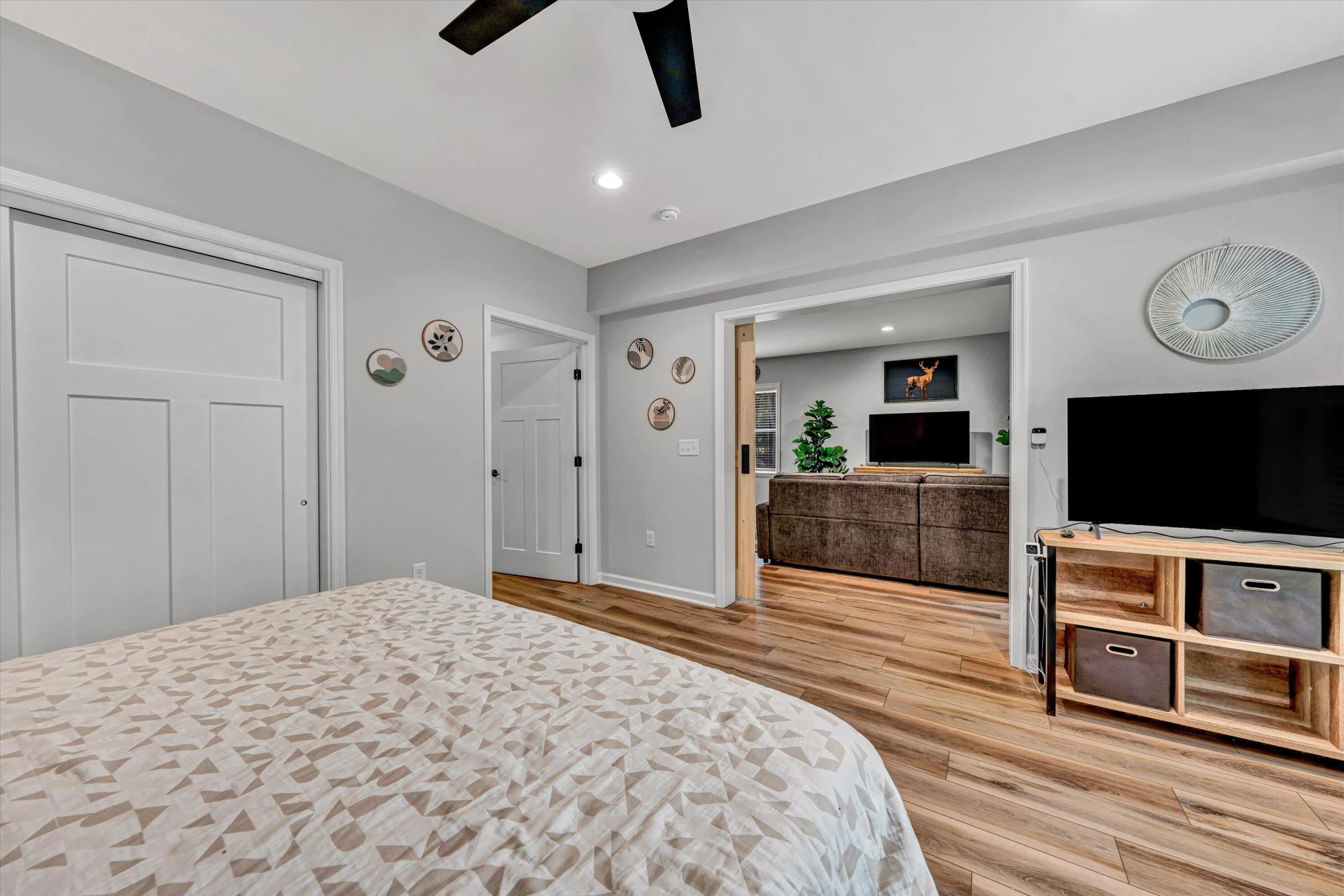 205 Deerwood DR - Photo 36