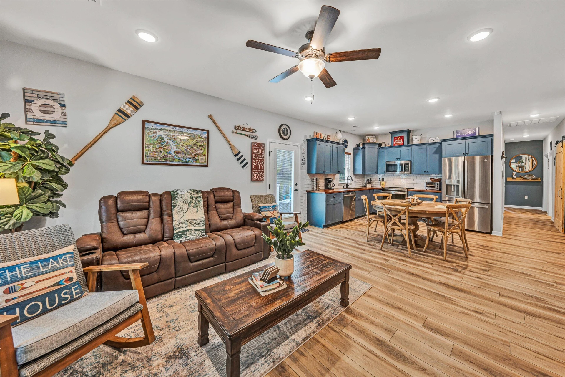 205 Deerwood DR - Photo 8