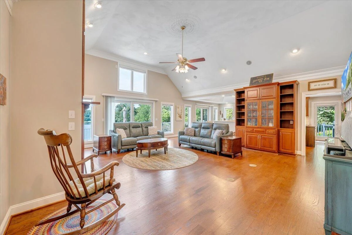 6623 Horseshoe Bend RD - Photo 17