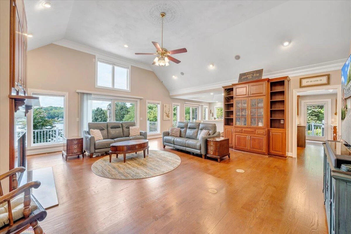 6623 Horseshoe Bend RD - Photo 18