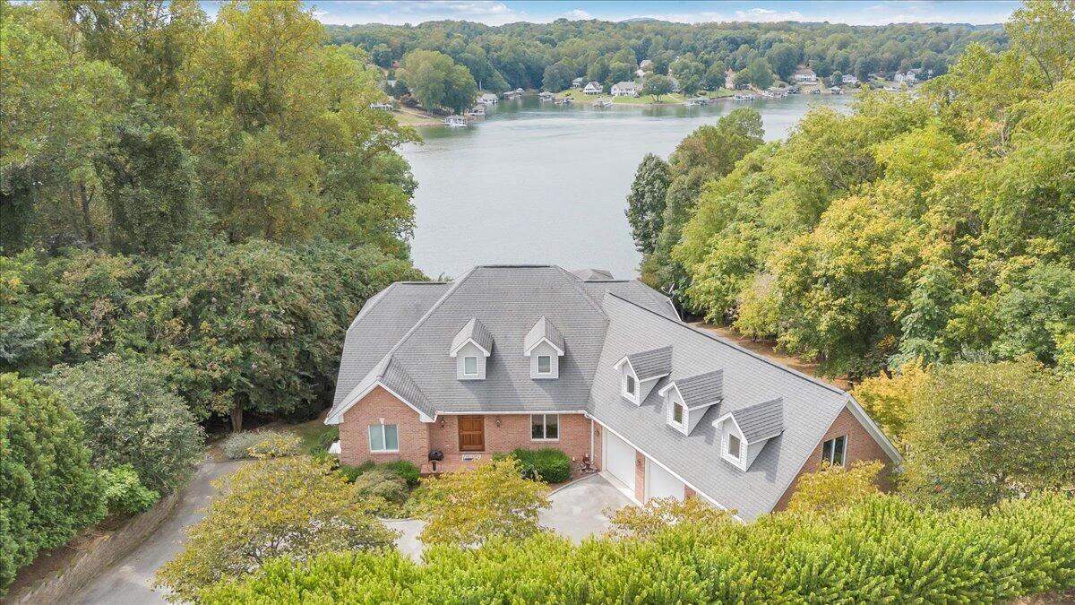 6623 Horseshoe Bend RD - Photo 4