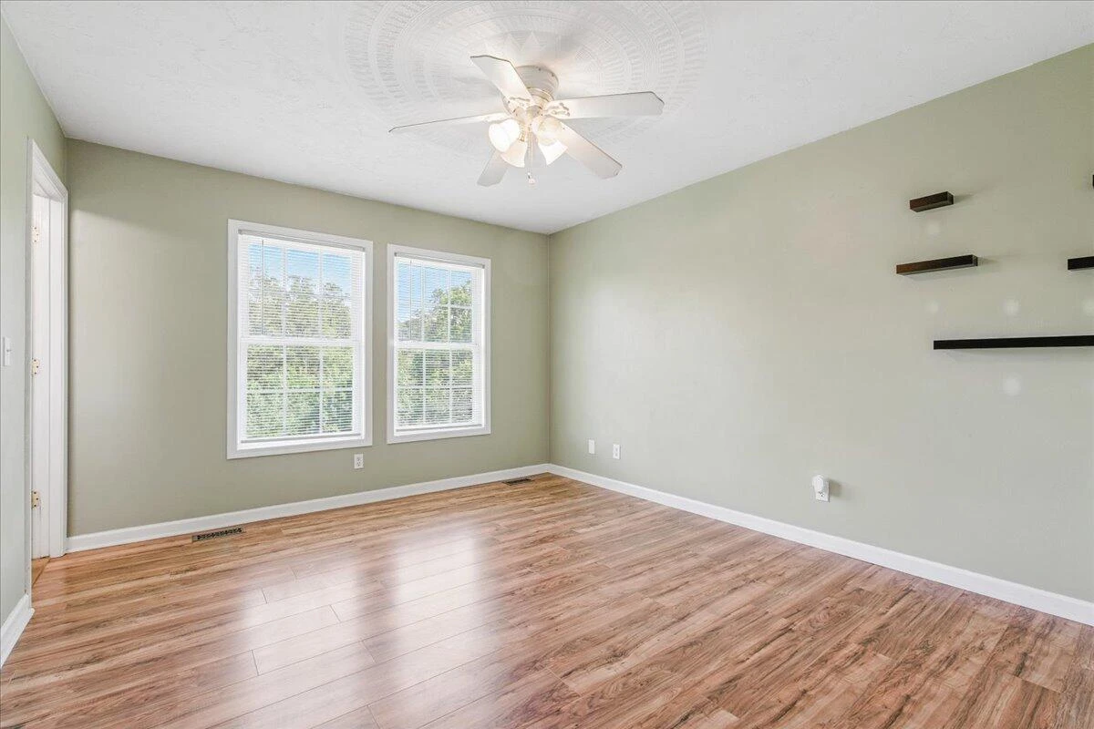 729 Burks Hill RD - Photo 21