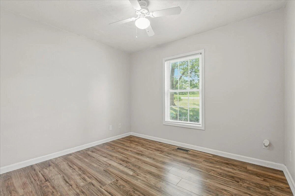 729 Burks Hill RD - Photo 25