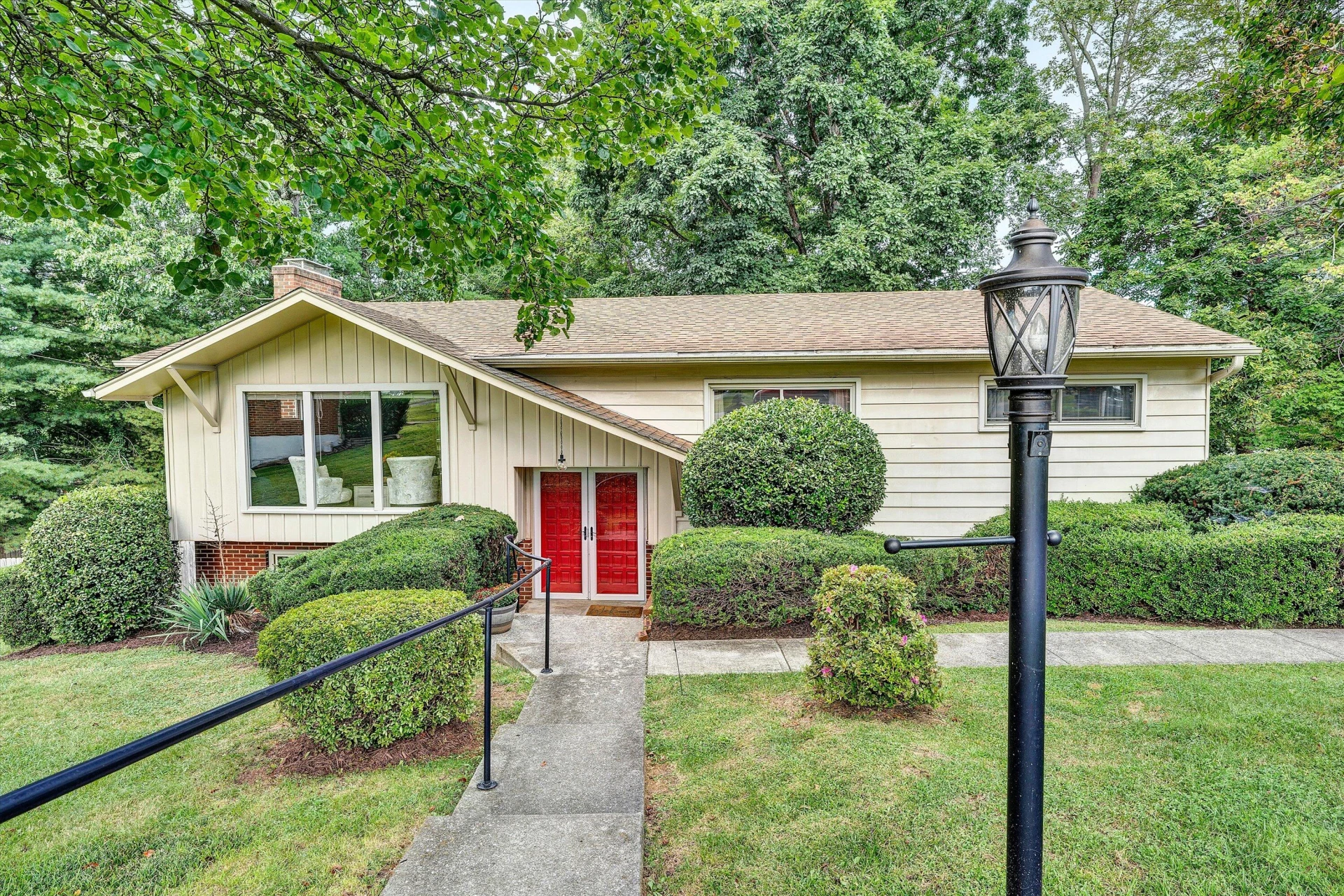6750 McKinney ST - Photo 5