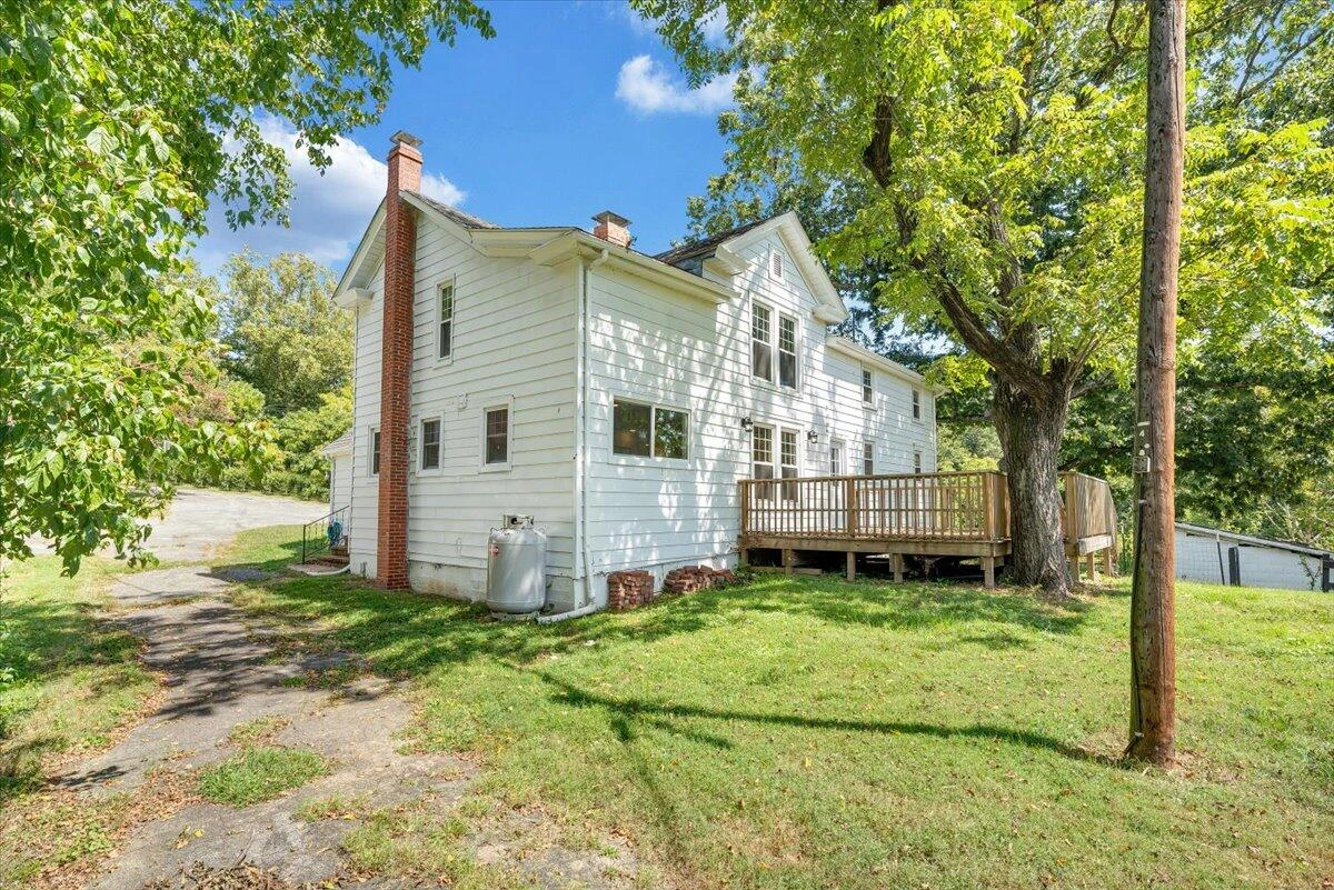 1038 Valencia DR - Photo 48