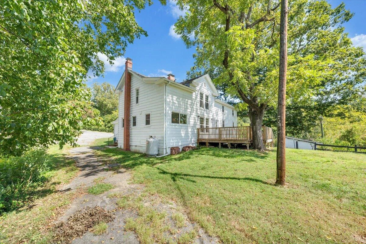 1038 Valencia DR - Photo 49