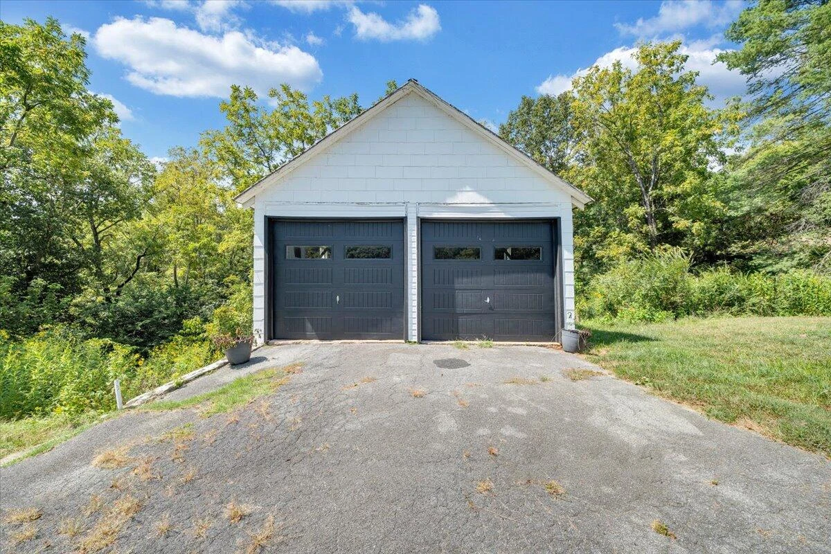 1038 Valencia DR - Photo 51