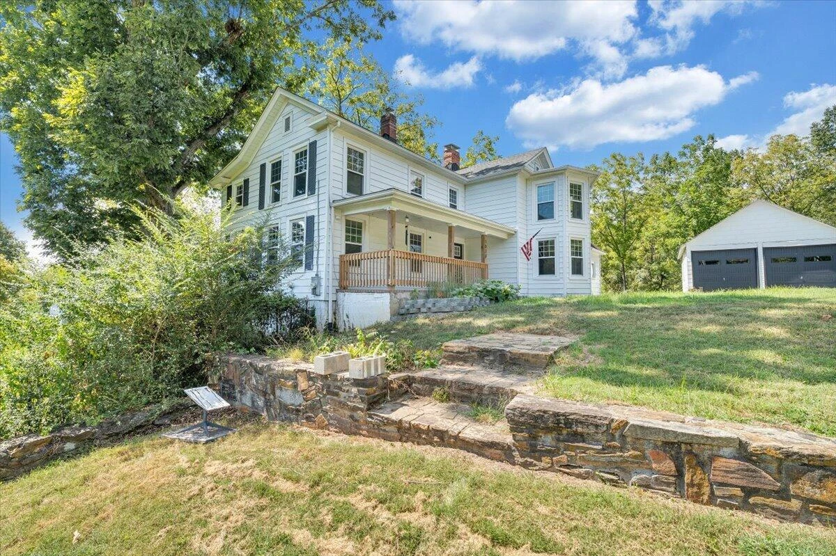 1038 Valencia DR - Photo 52