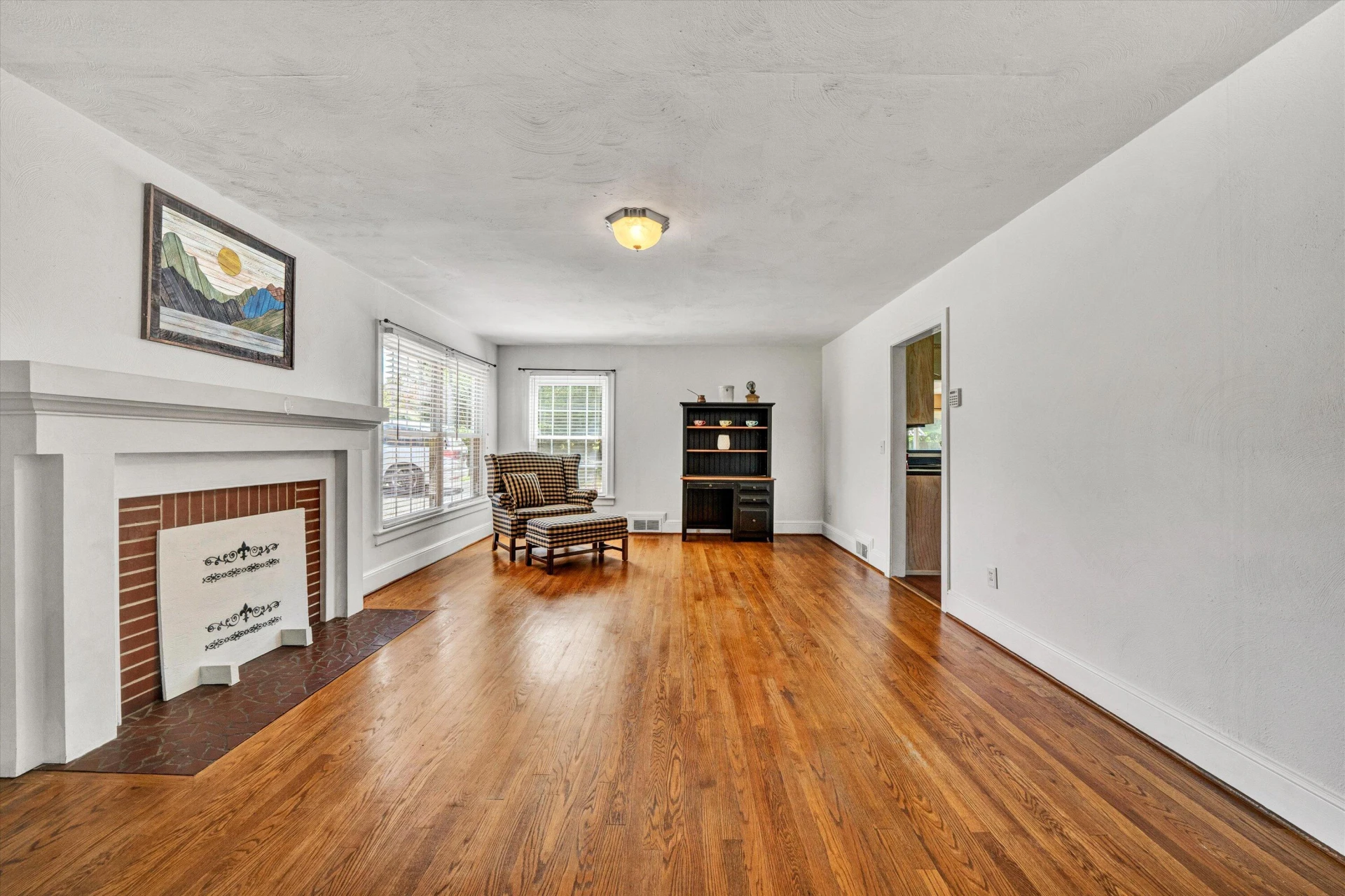 4037 Timber Line RD - Photo 5