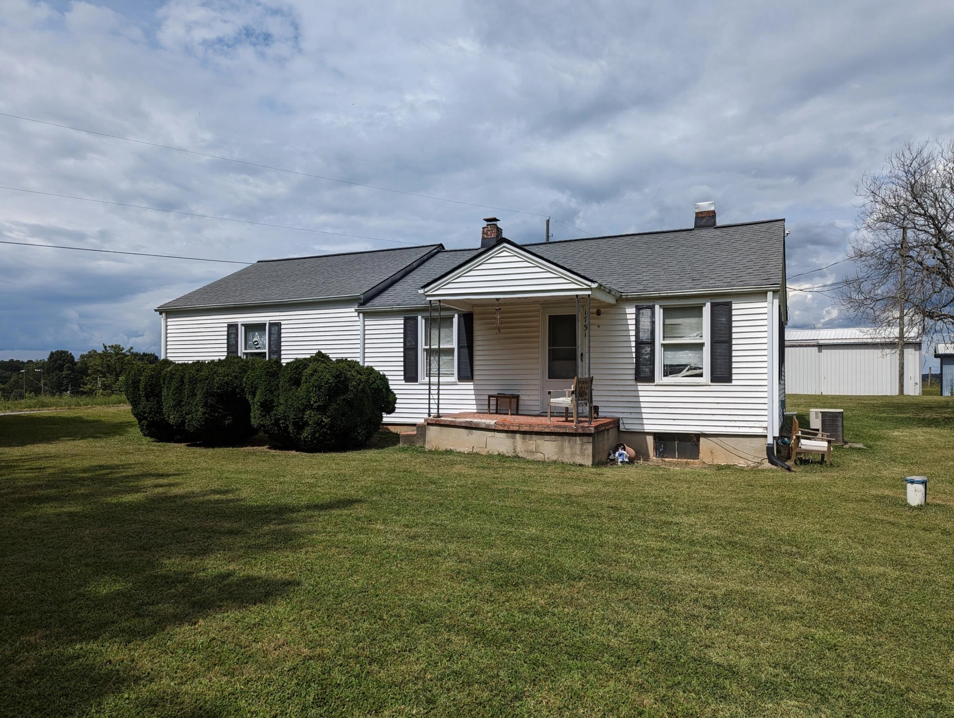 1731 Ball Park RD - Photo 3