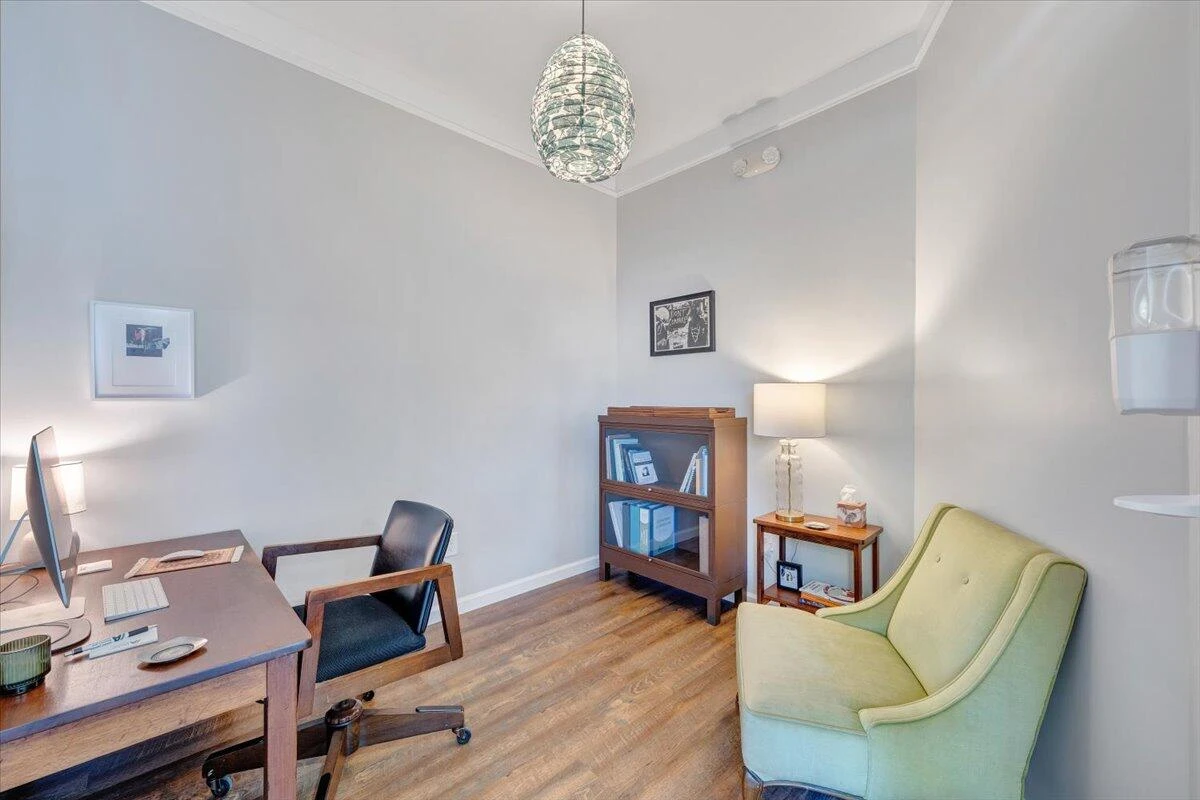 708 5Th ST SW - Photo 25