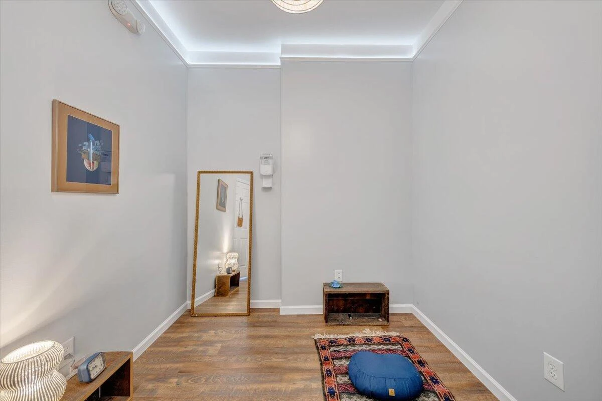 708 5Th ST SW - Photo 29